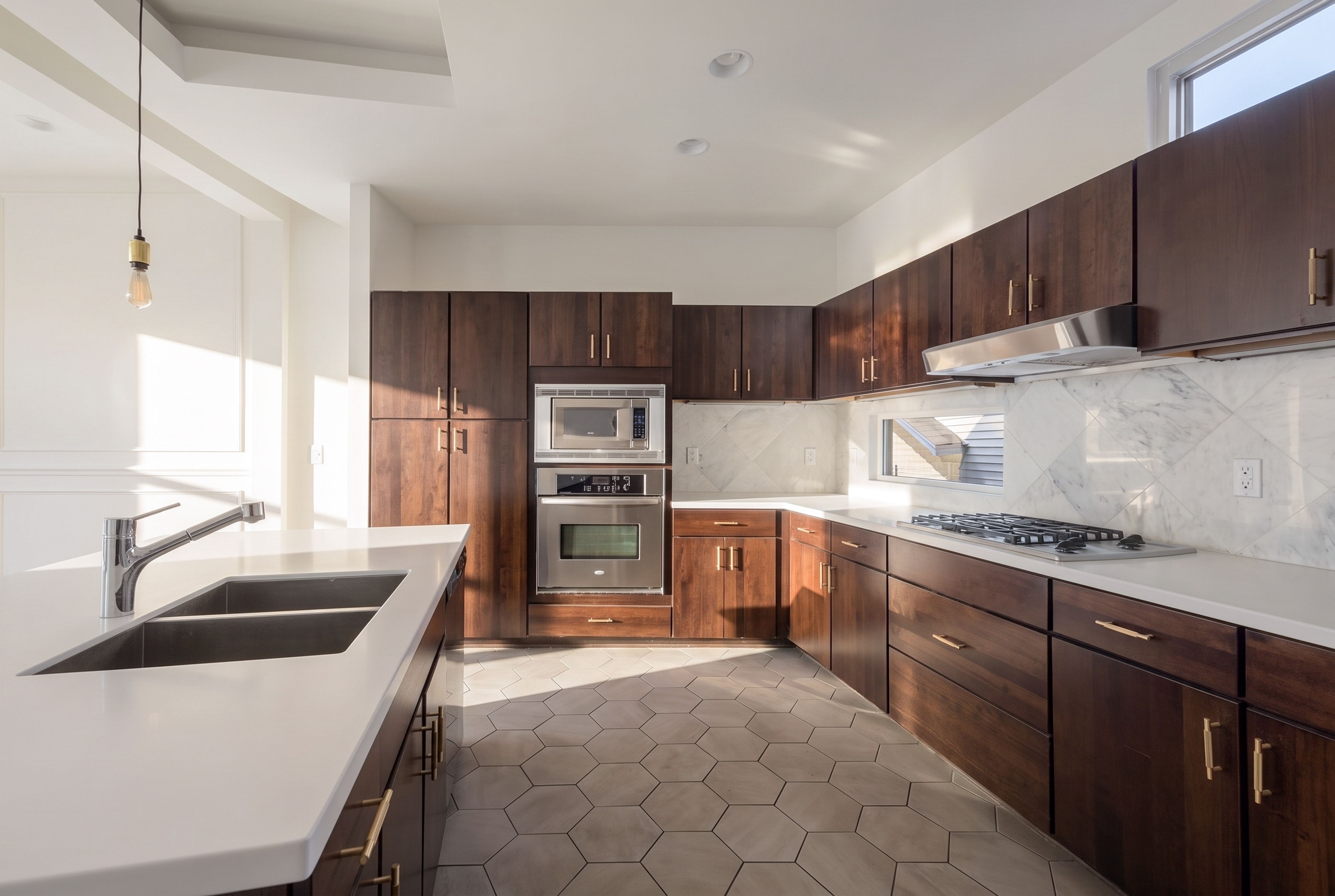 1500 Summit Street Unit 5 