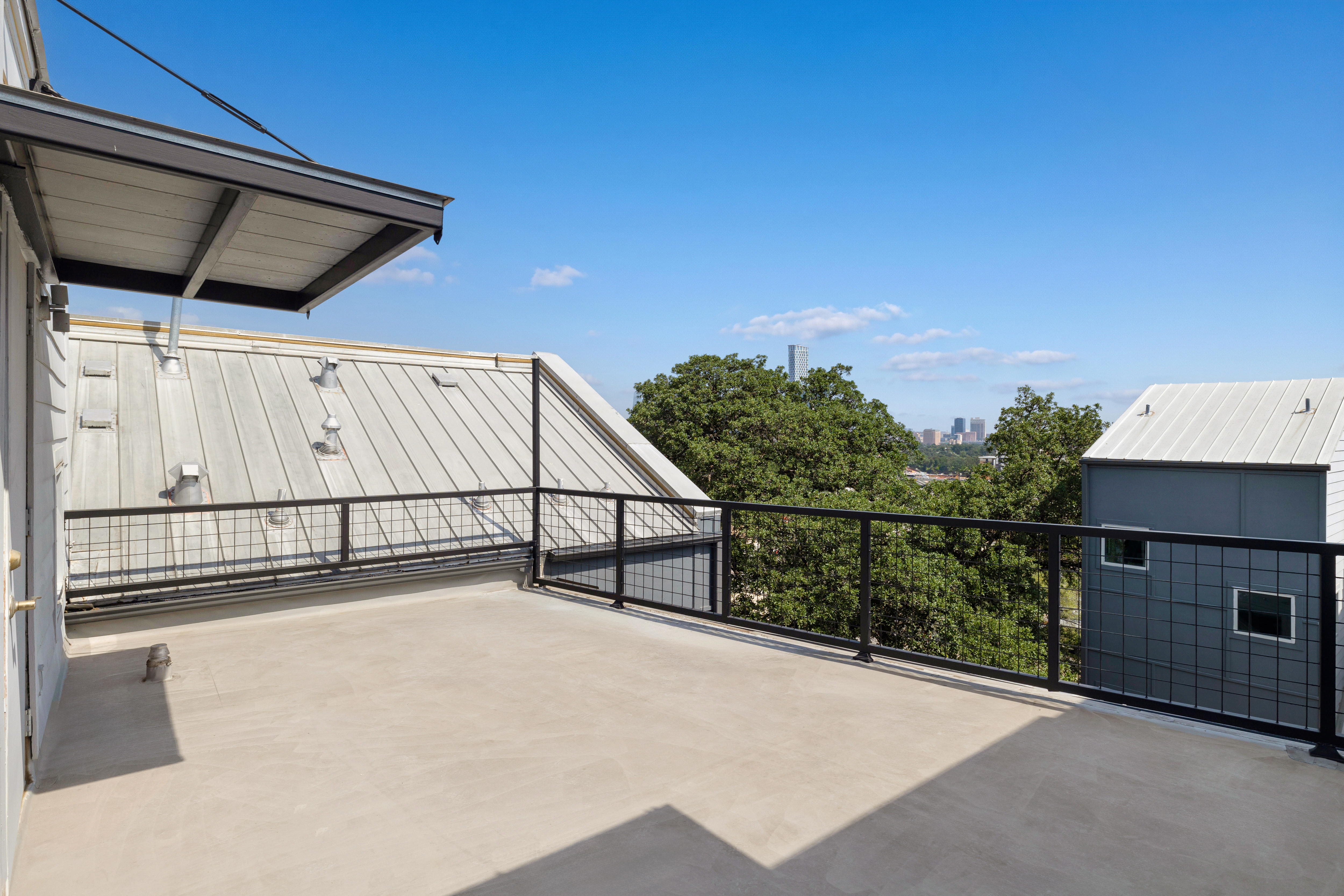1500 Summit Street Unit 5 