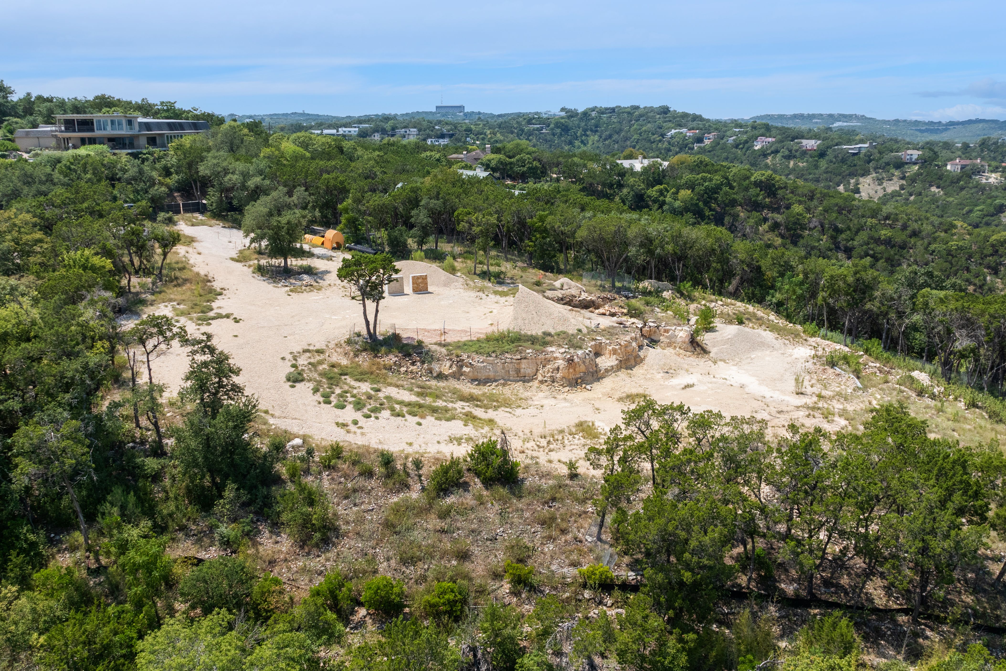 18 Nob Hill Circle + 1412 Harbor View Drive 