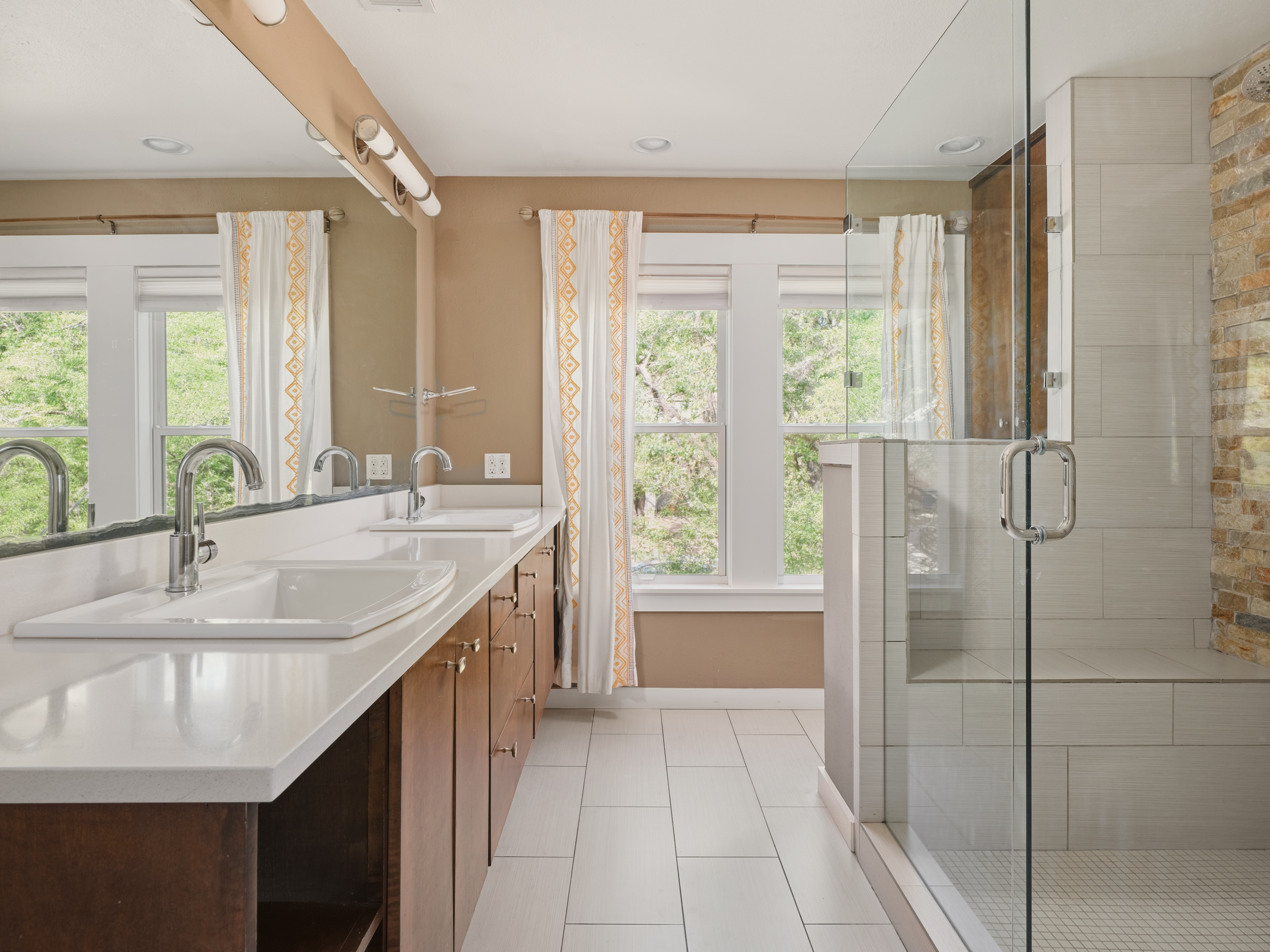 1705 West 11th Street 