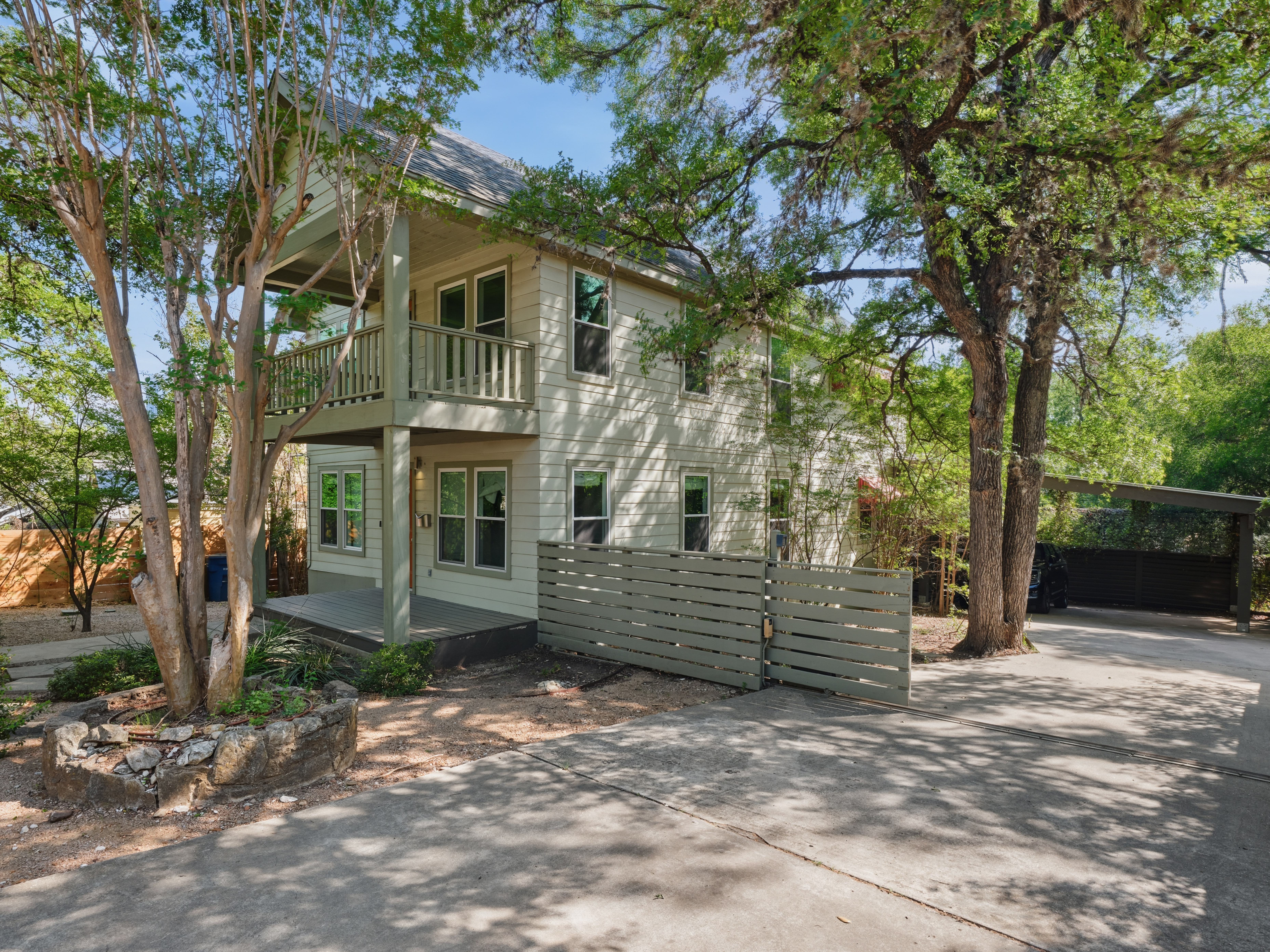 1705 West 11th Street 