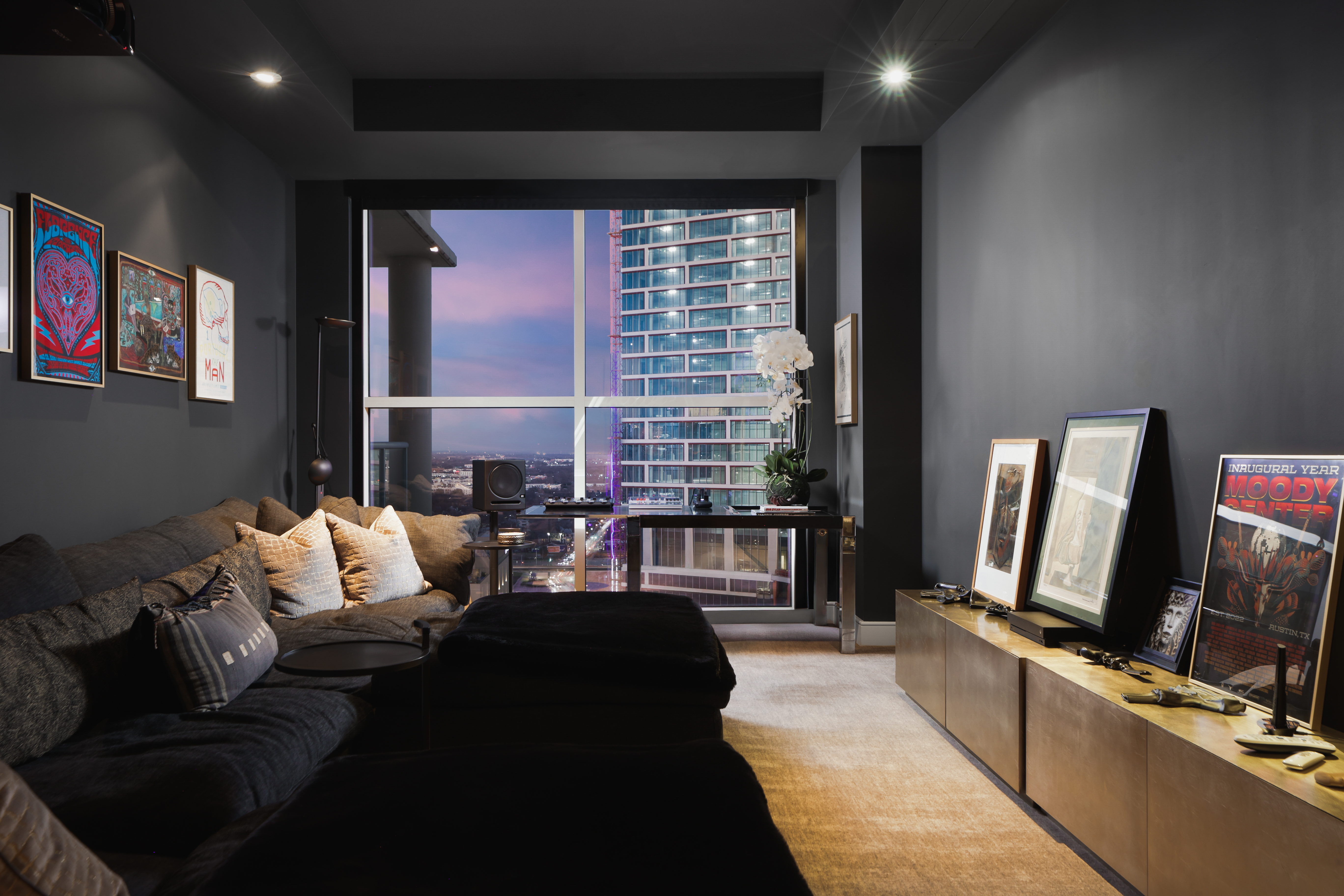 98 San Jacinto Boulevard #2004