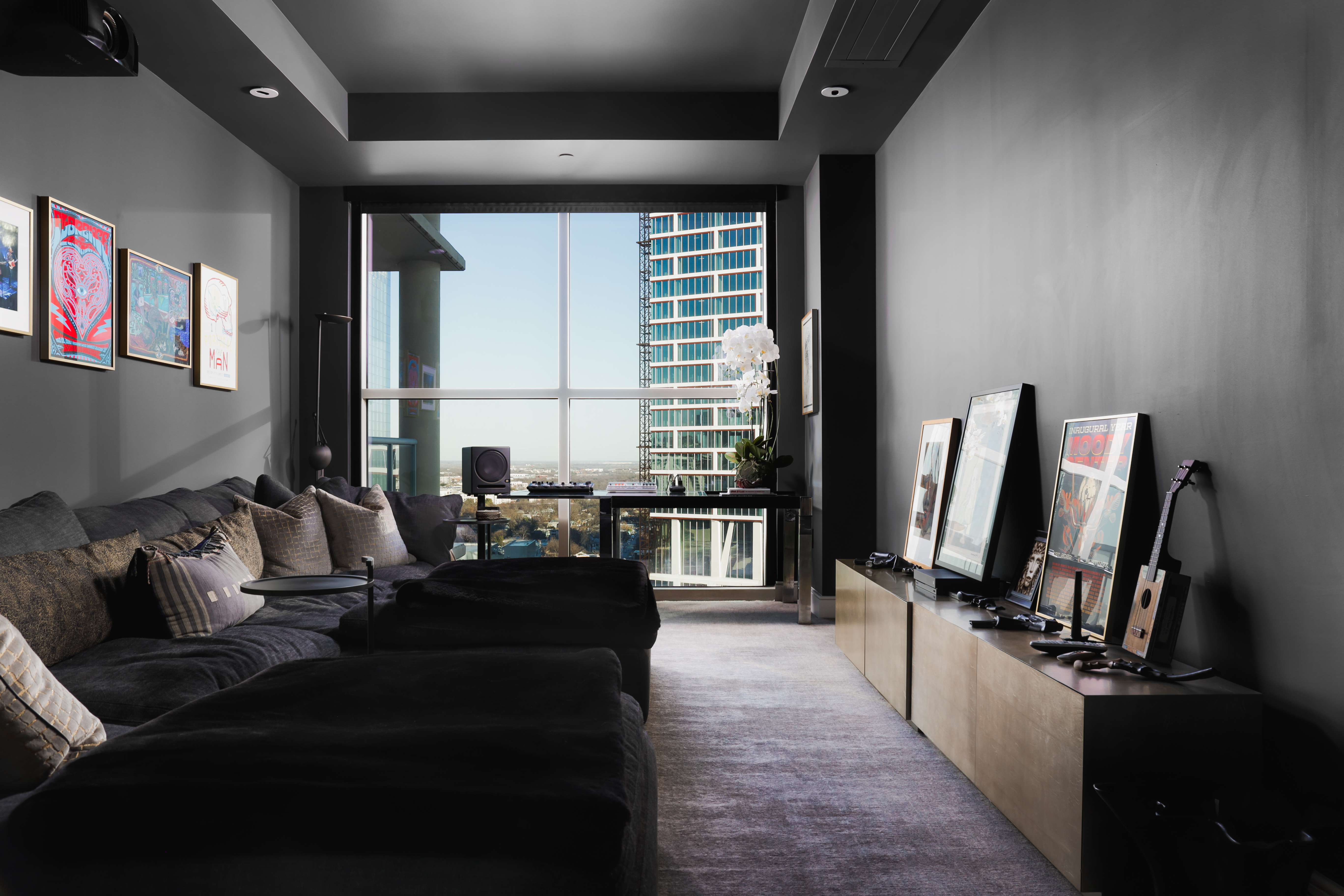 98 San Jacinto Boulevard #2004