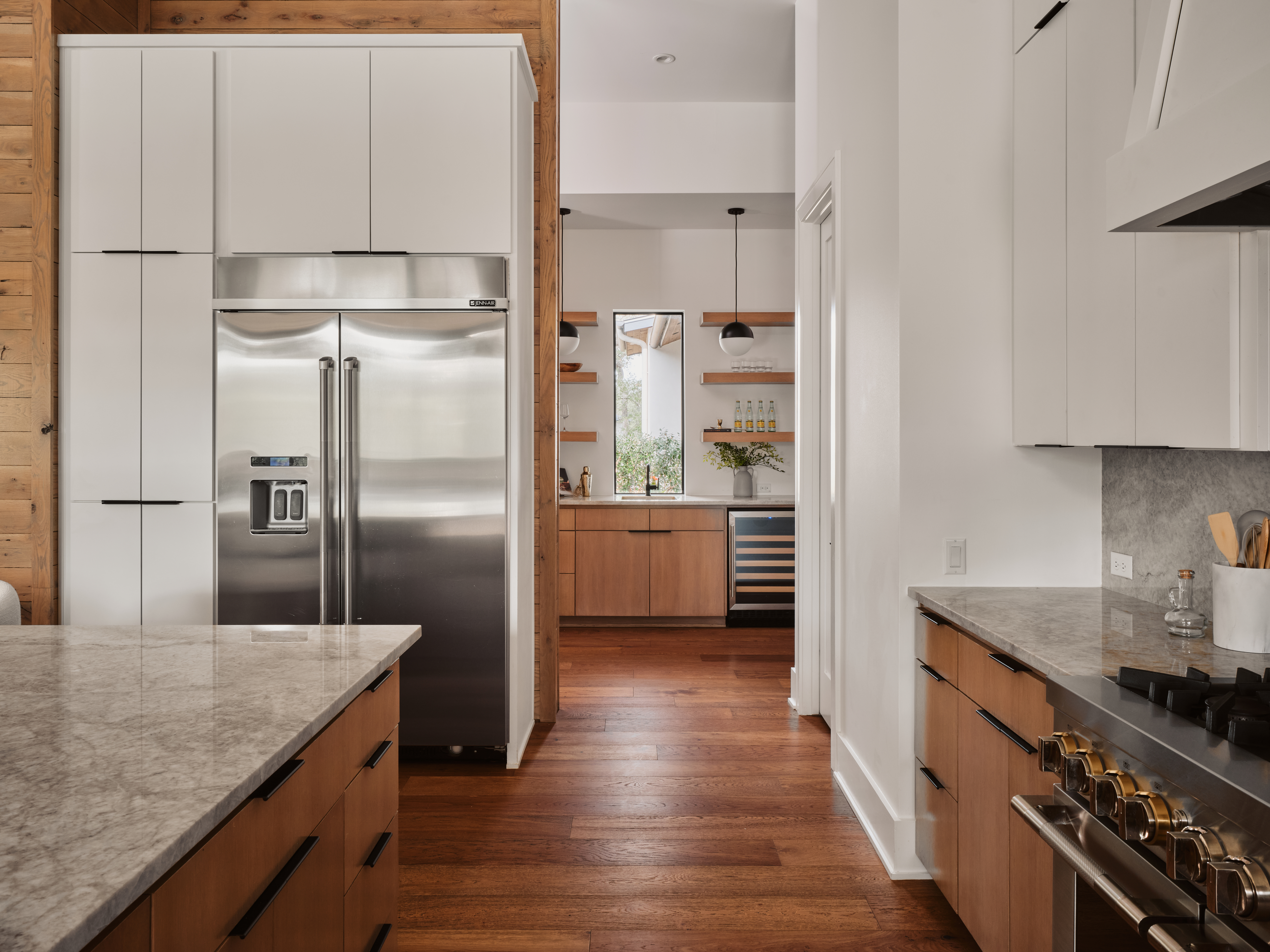  An Elevated Hill Country Modern Retreat