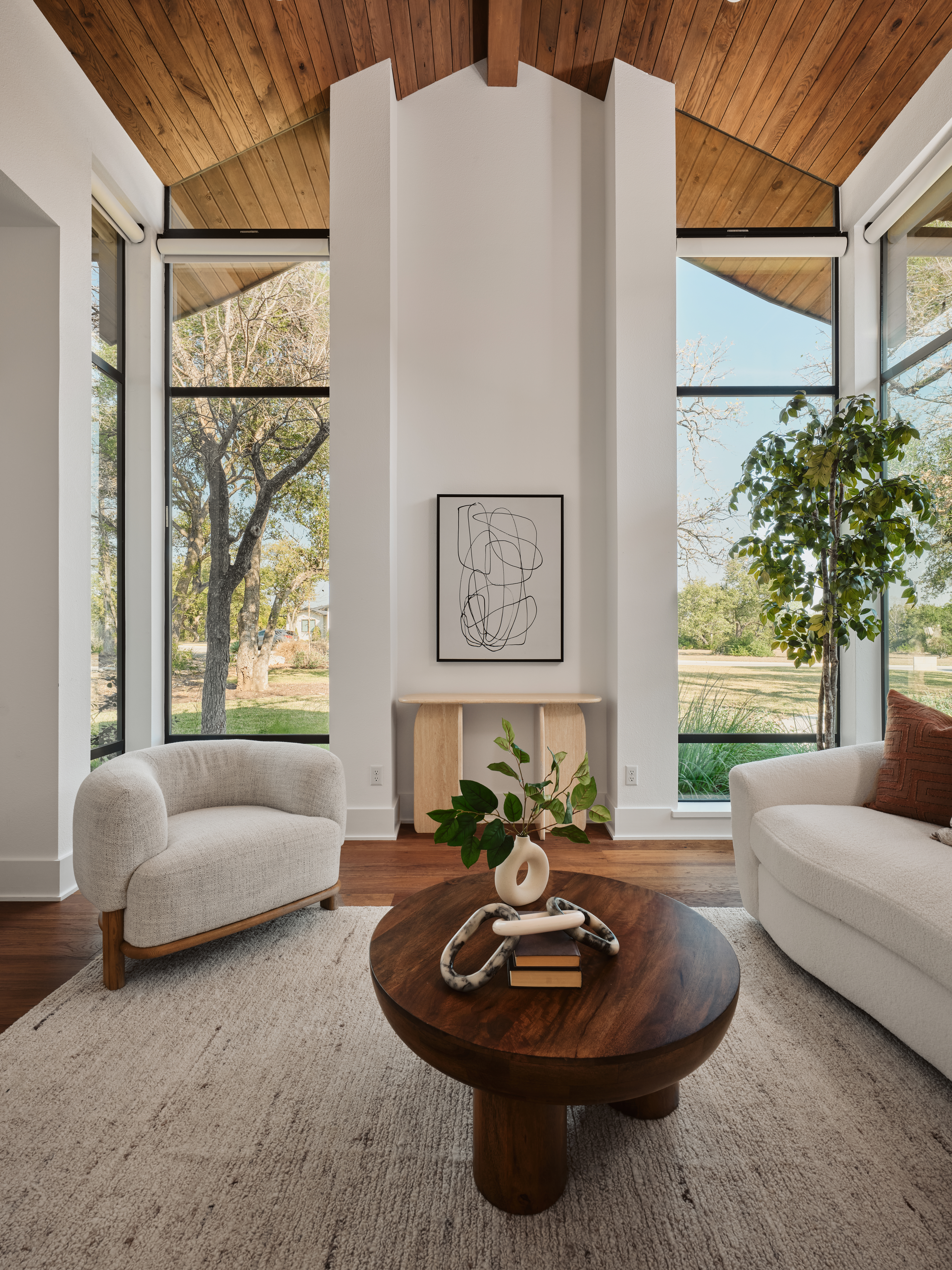  An Elevated Hill Country Modern Retreat