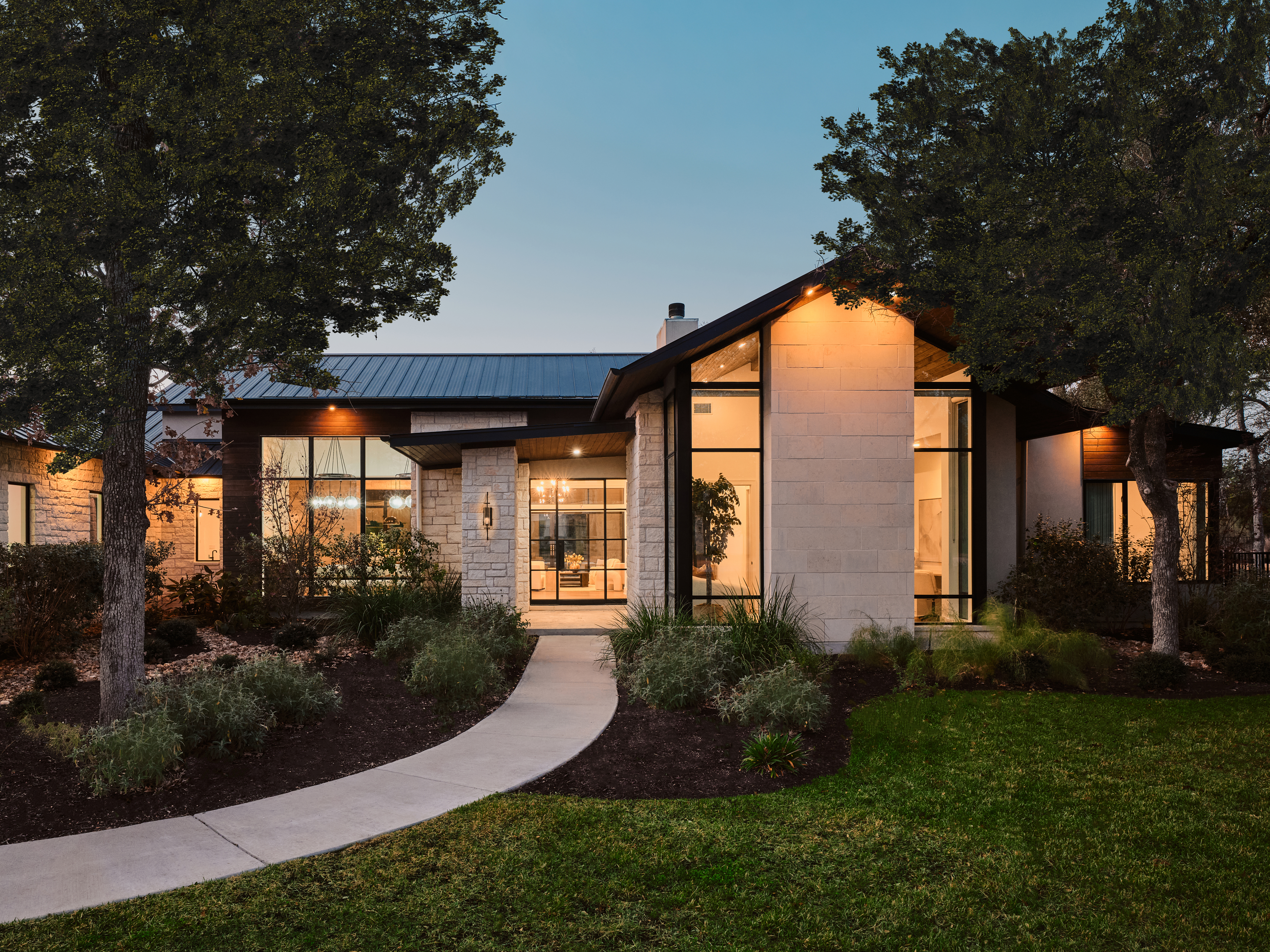  An Elevated Hill Country Modern Retreat