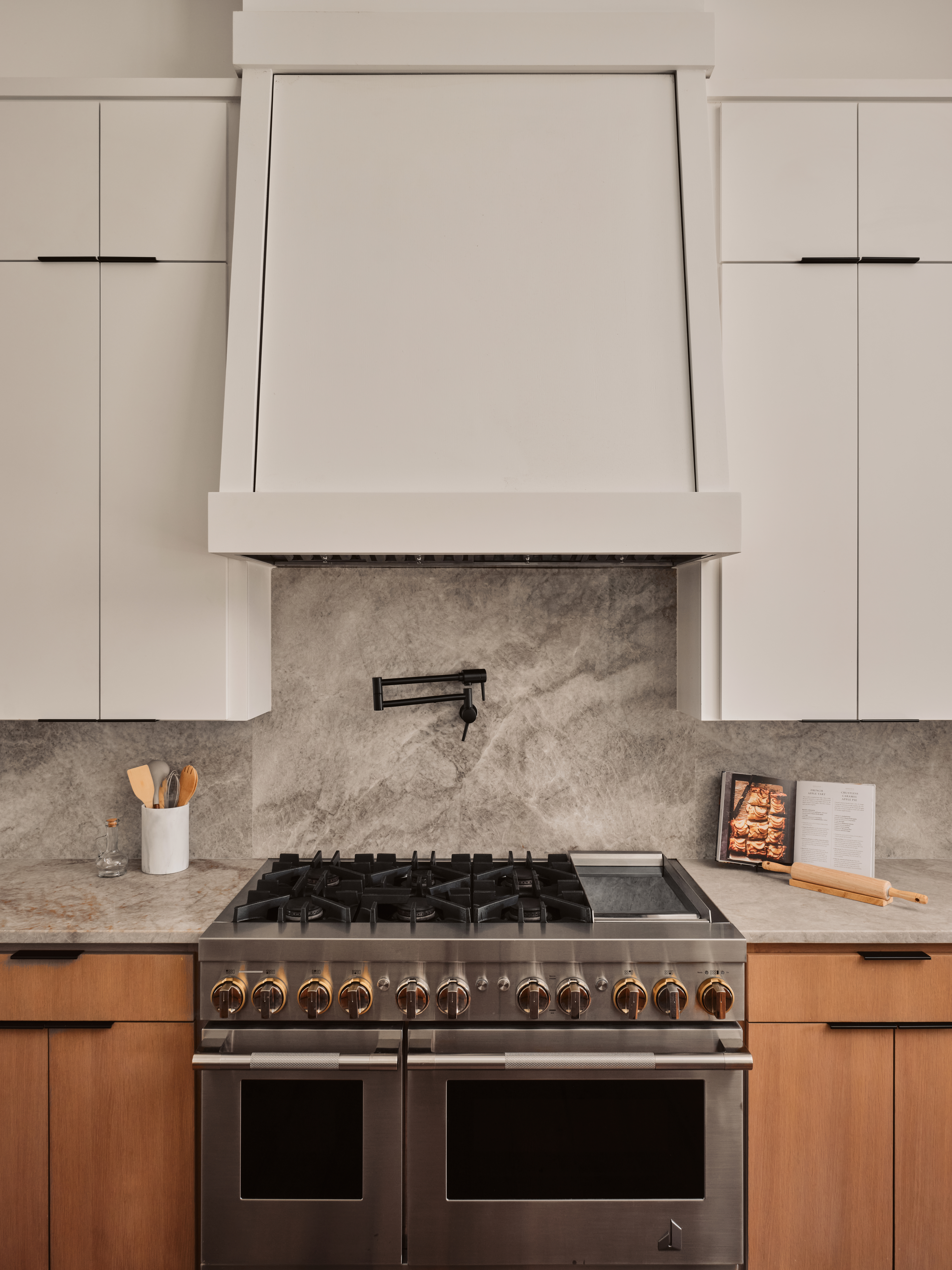  An Elevated Hill Country Modern Retreat