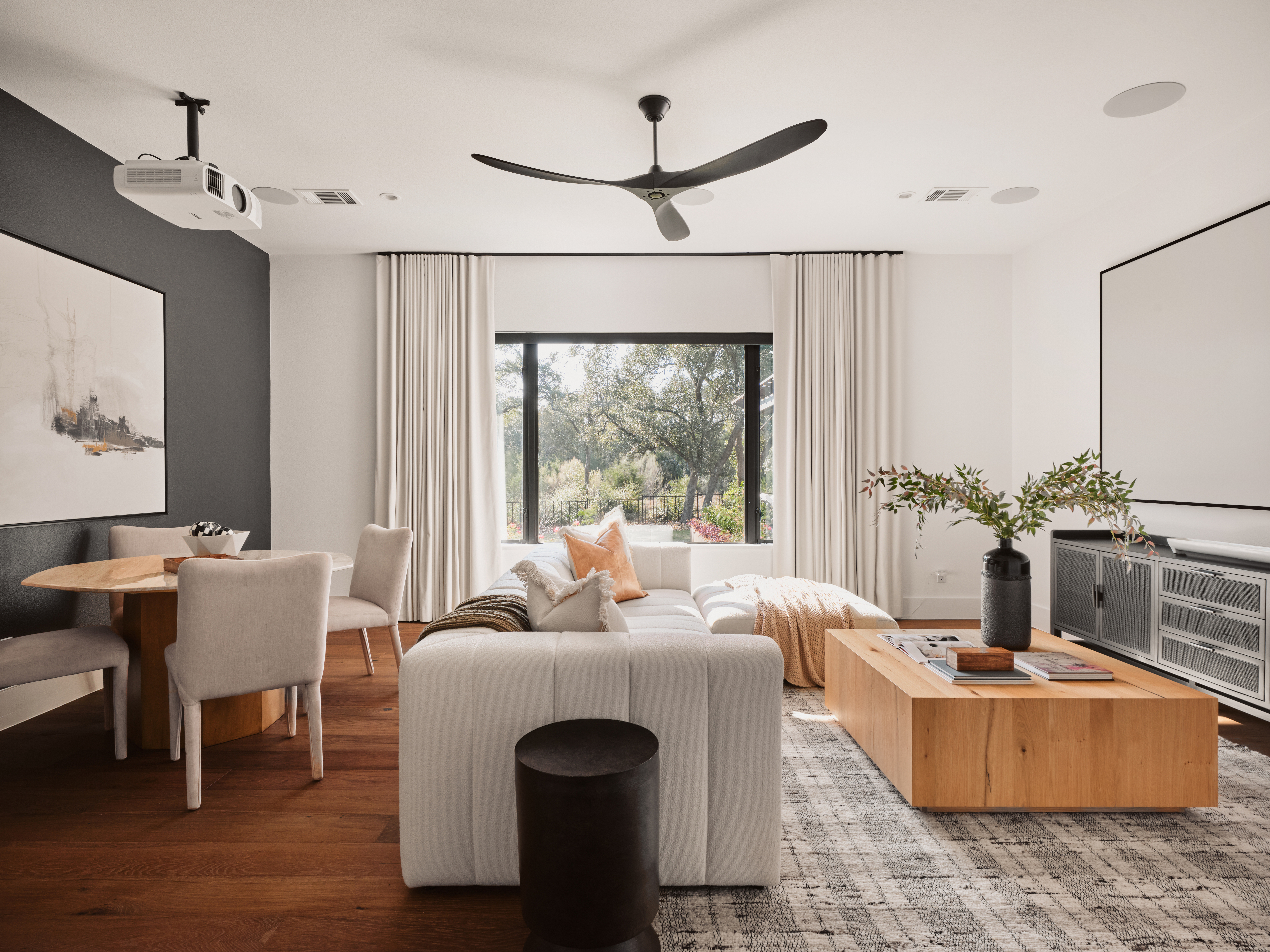  An Elevated Hill Country Modern Retreat