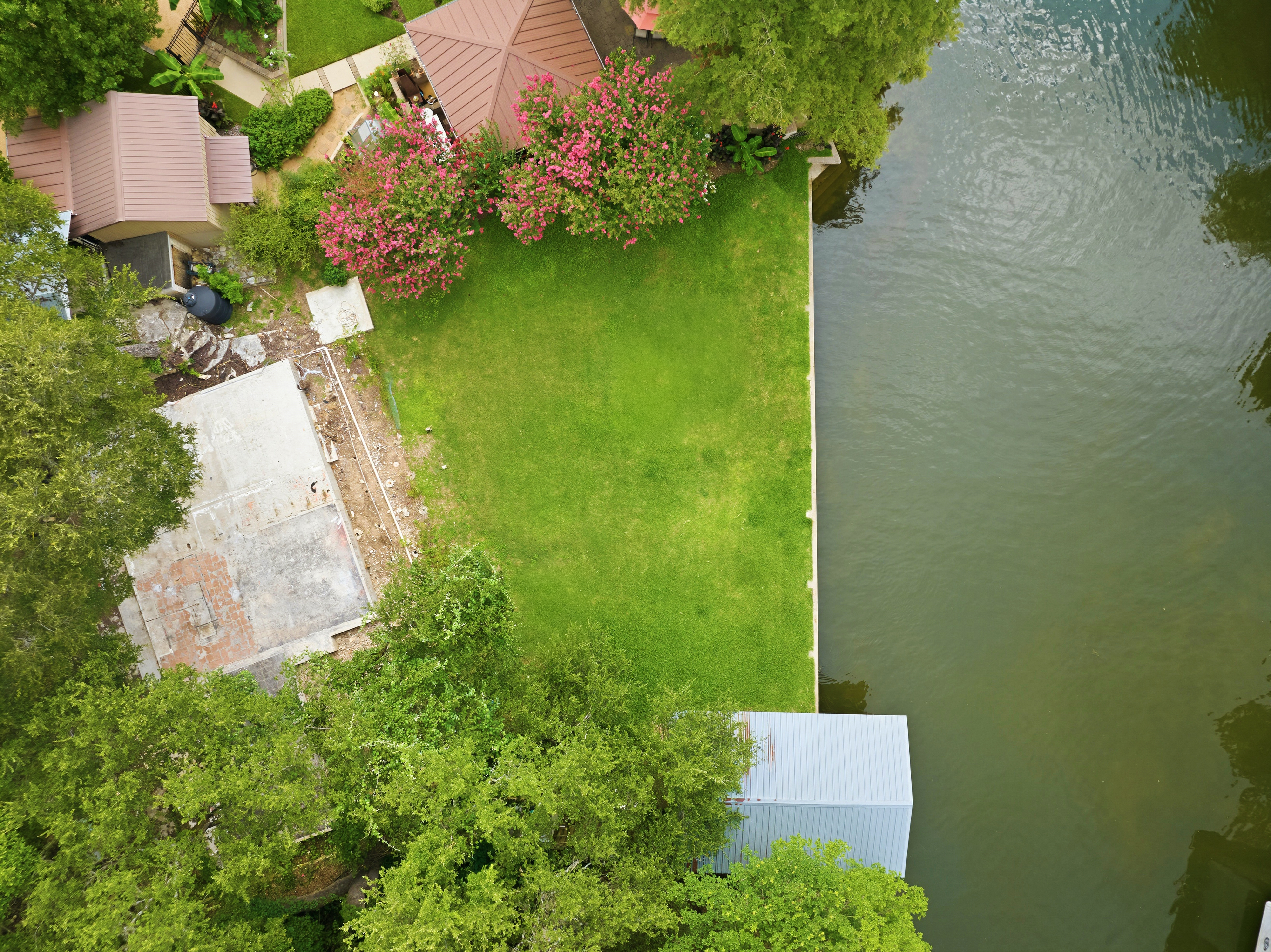 3407 Westlake Drive 