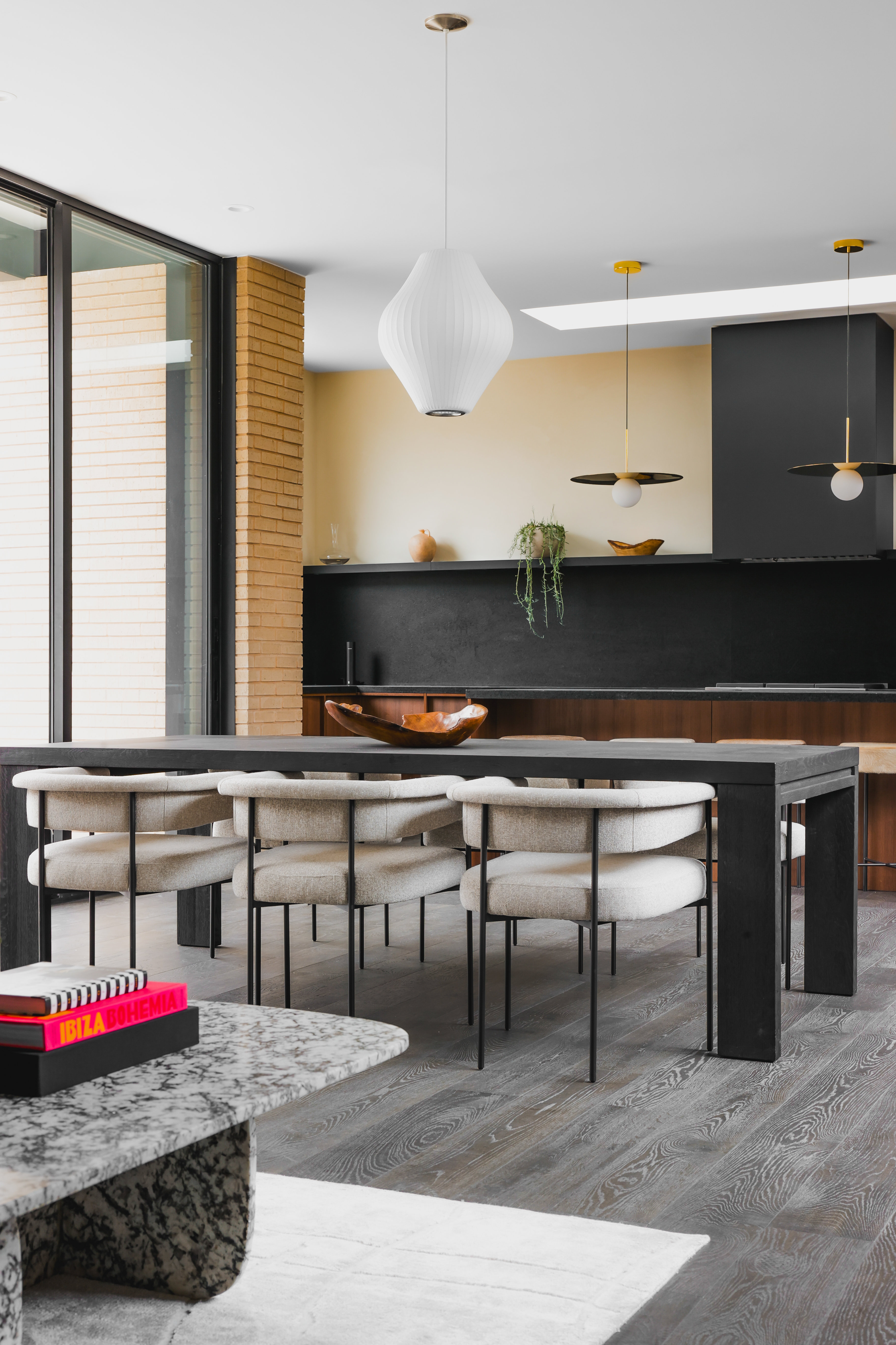 2407 West 10th Street 