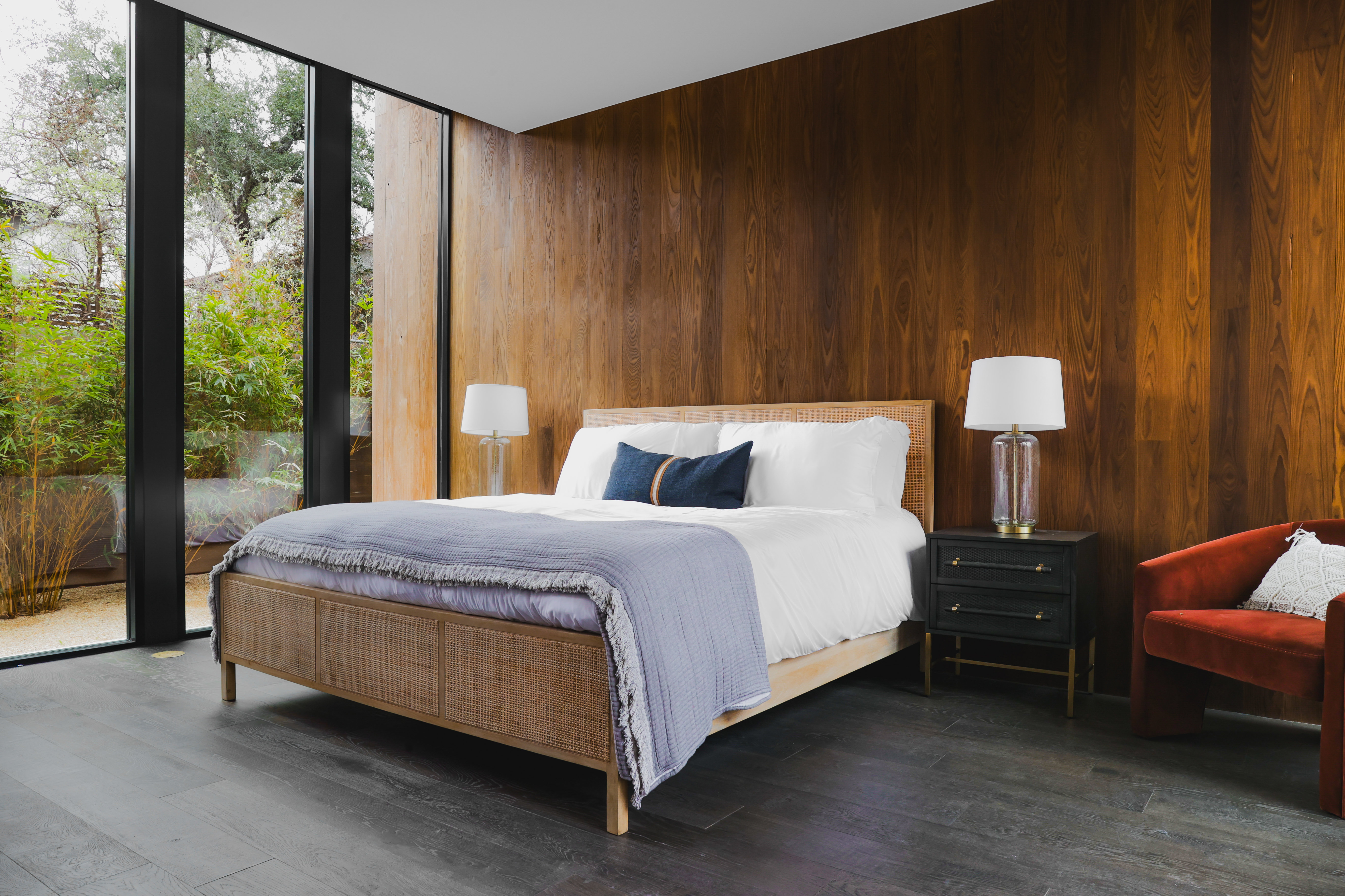 2407 West 10th Street 