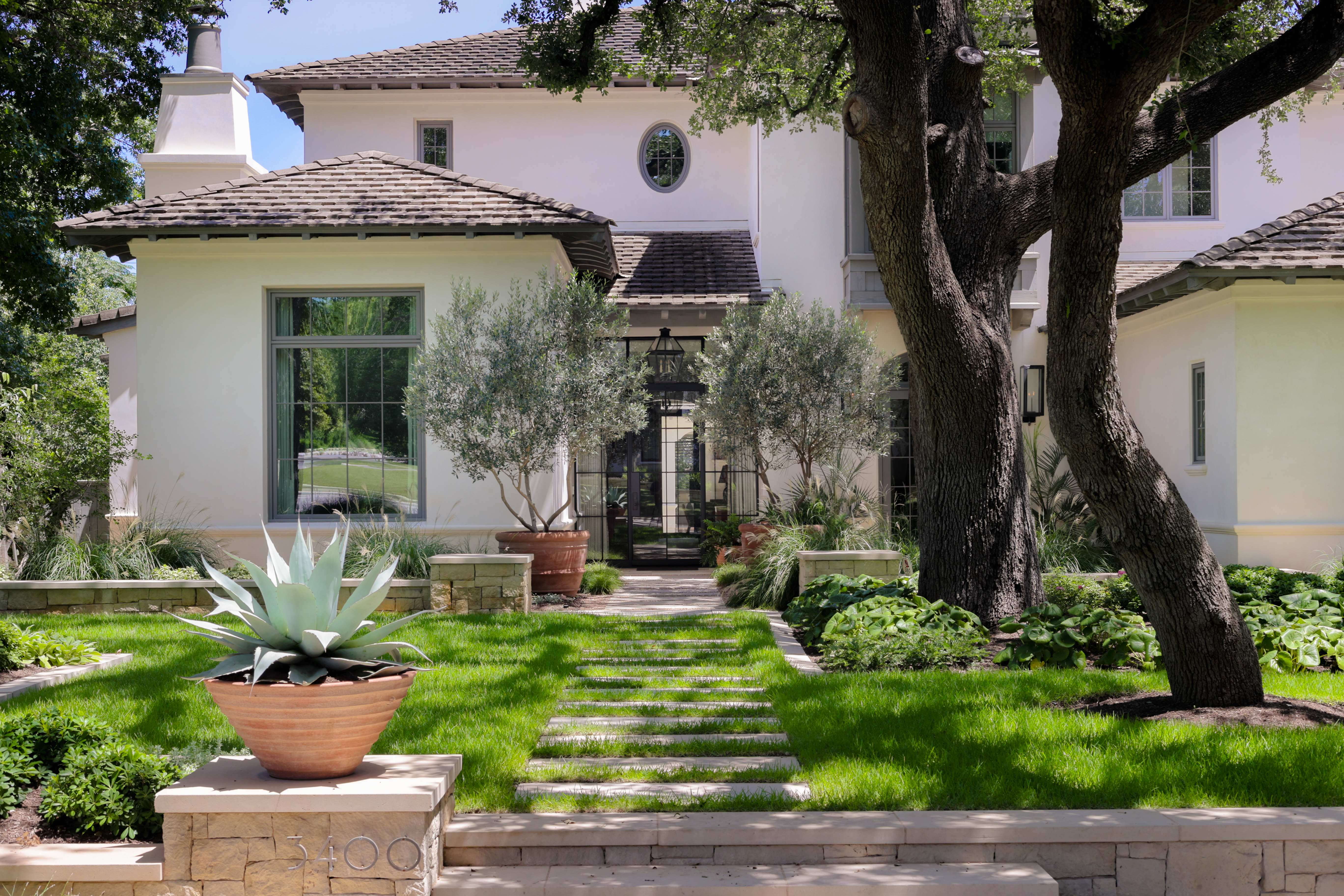 3400 Foothill Terrace 