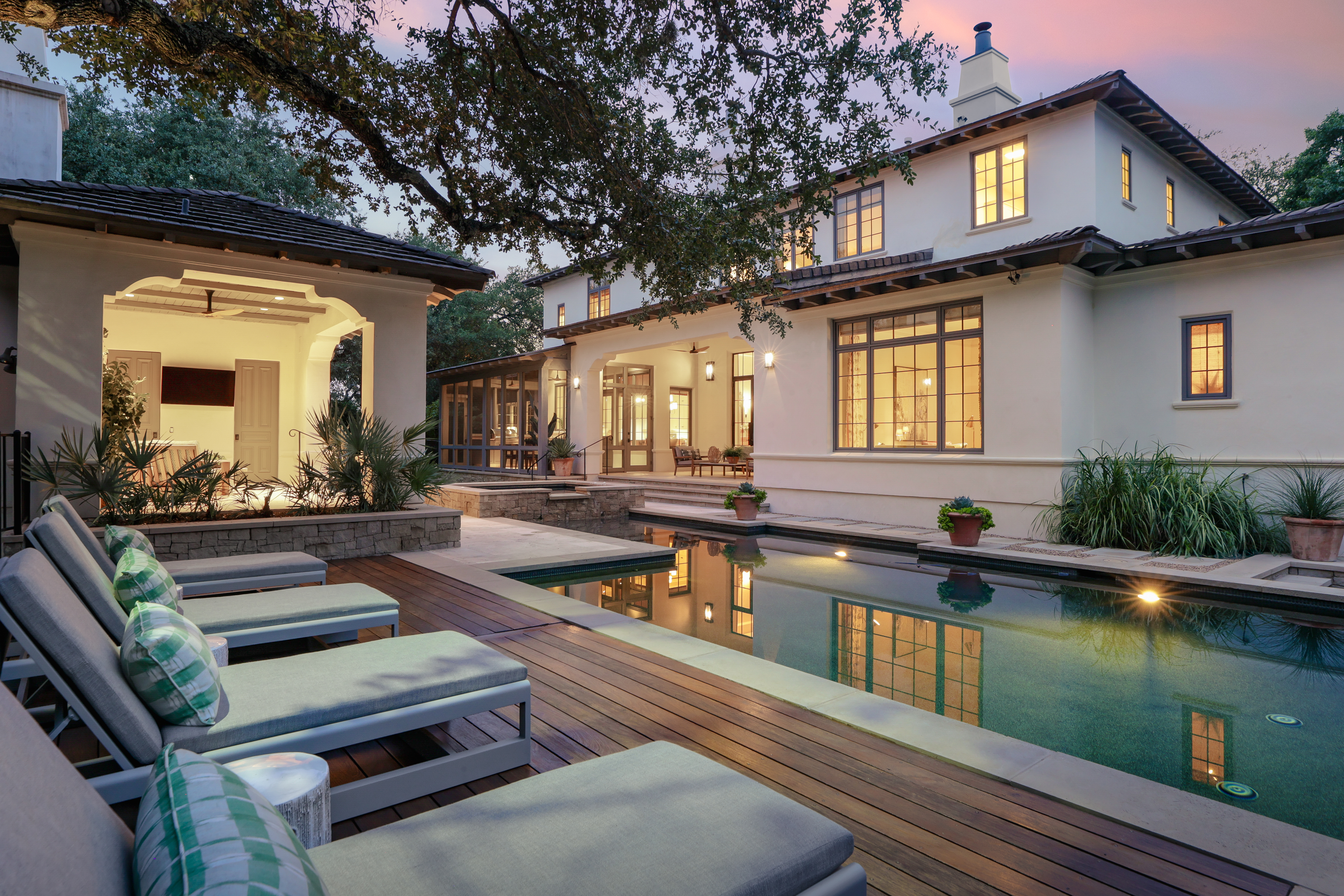 3400 Foothill Terrace 