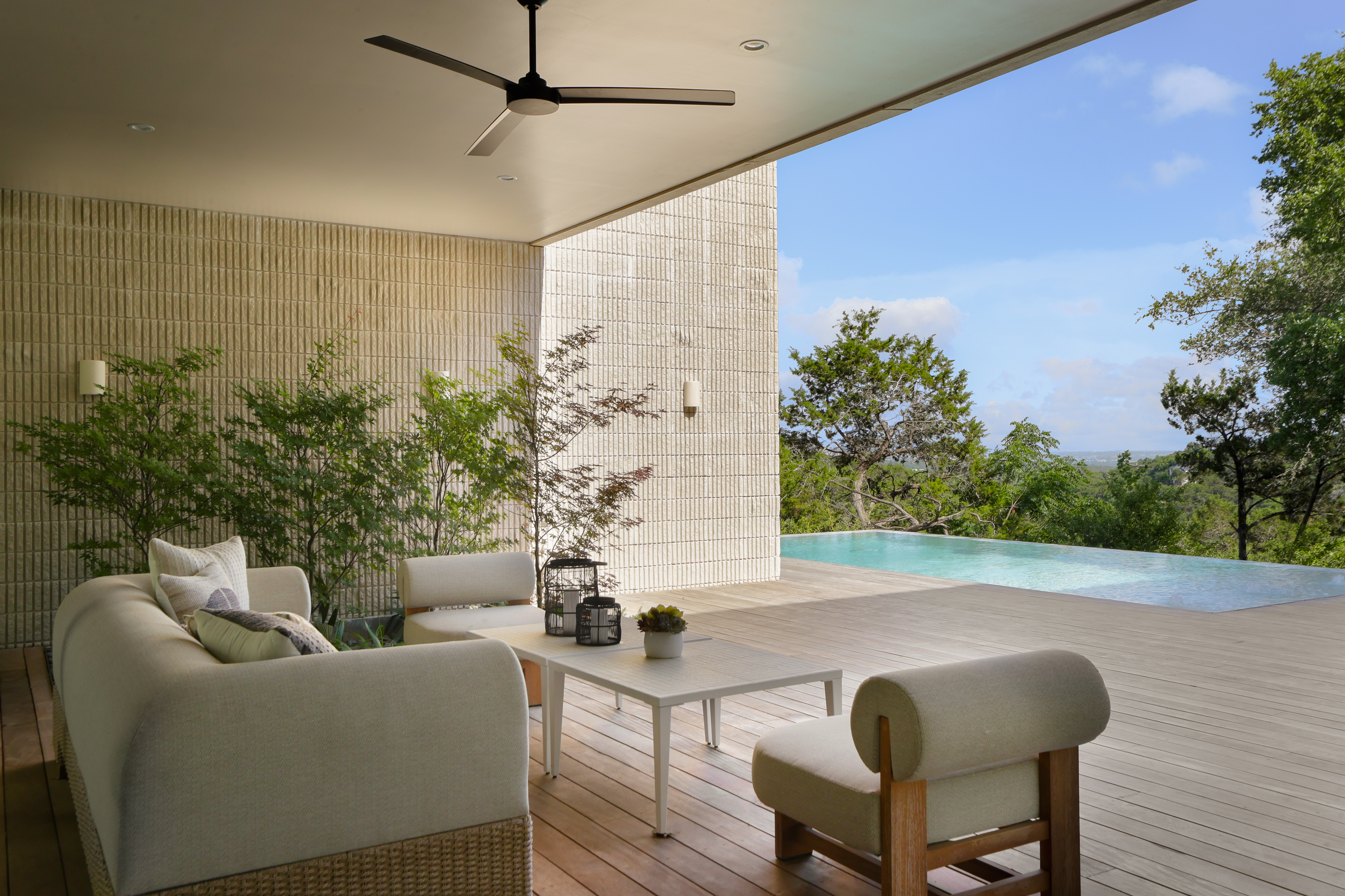 5205 Scenic View Drive 