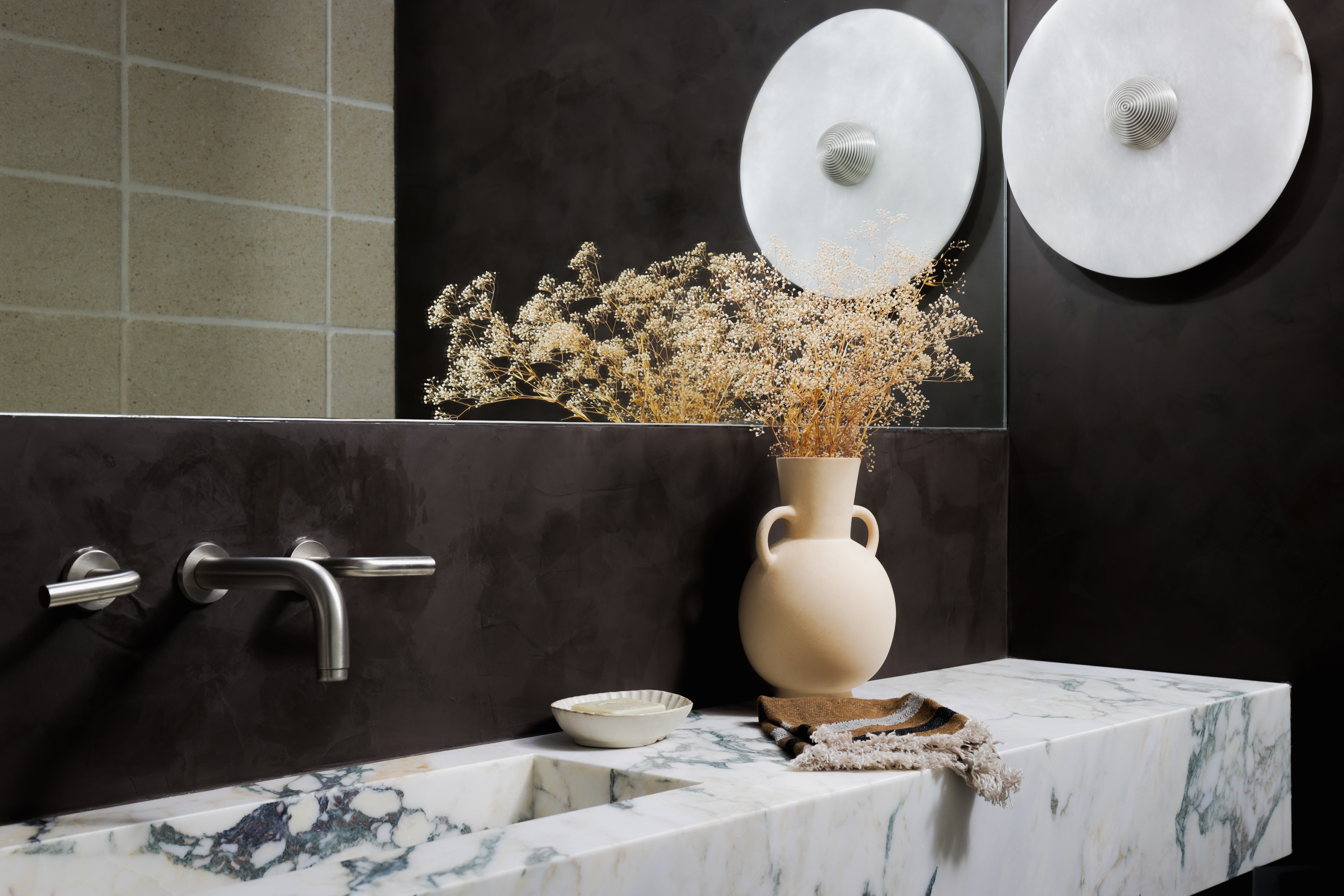 5205 Scenic View Drive 