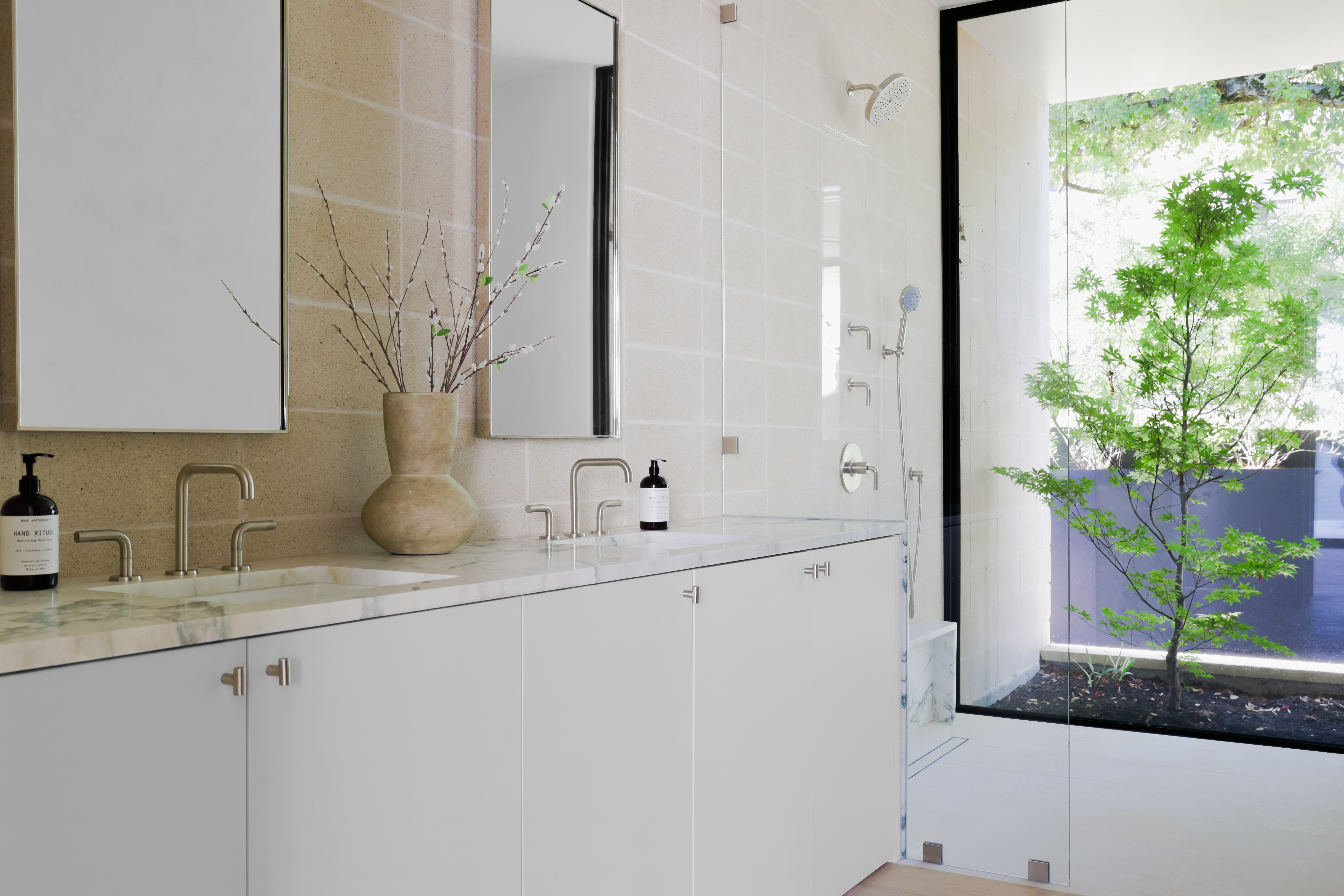 5205 Scenic View Drive 