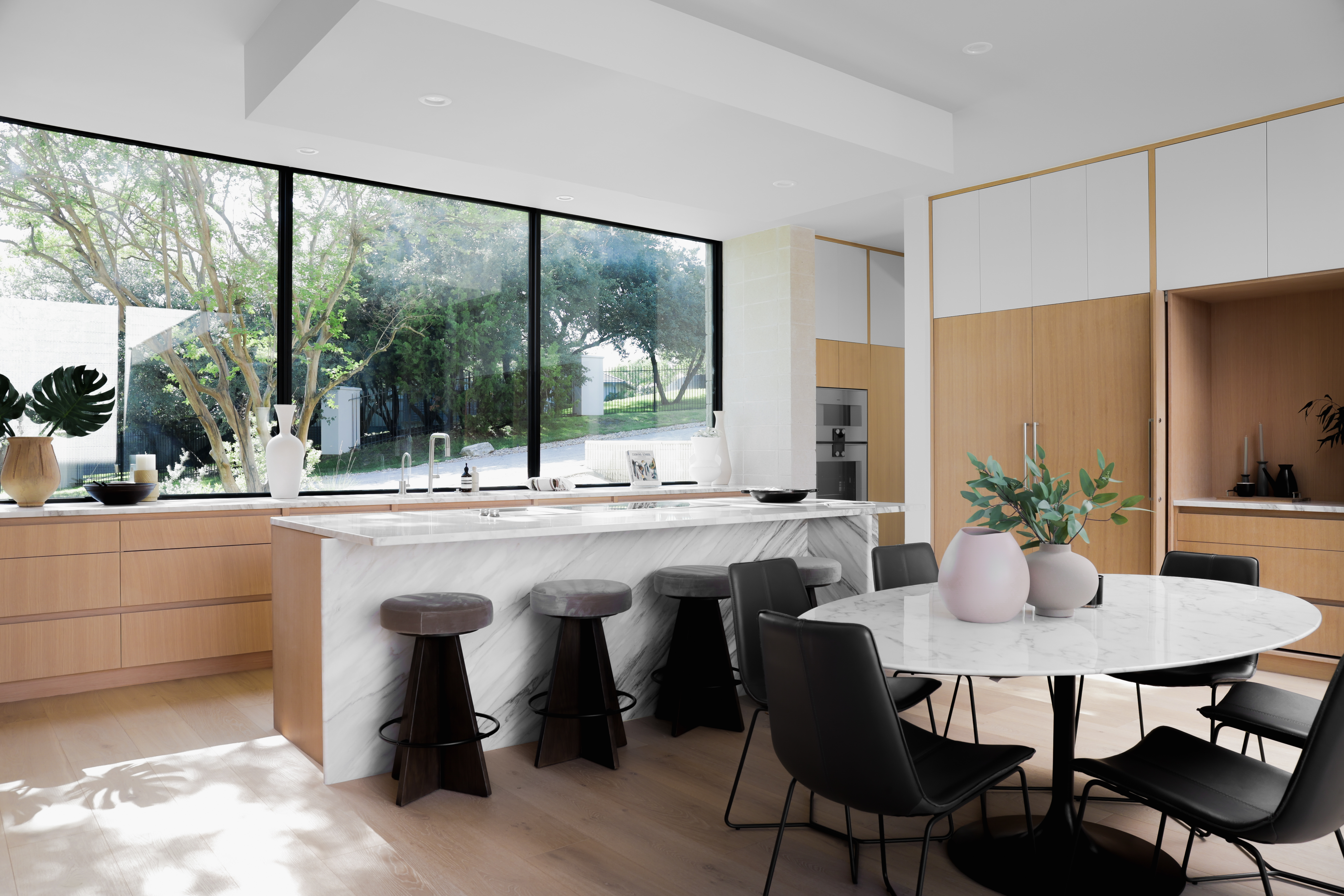 5205 Scenic View Drive 