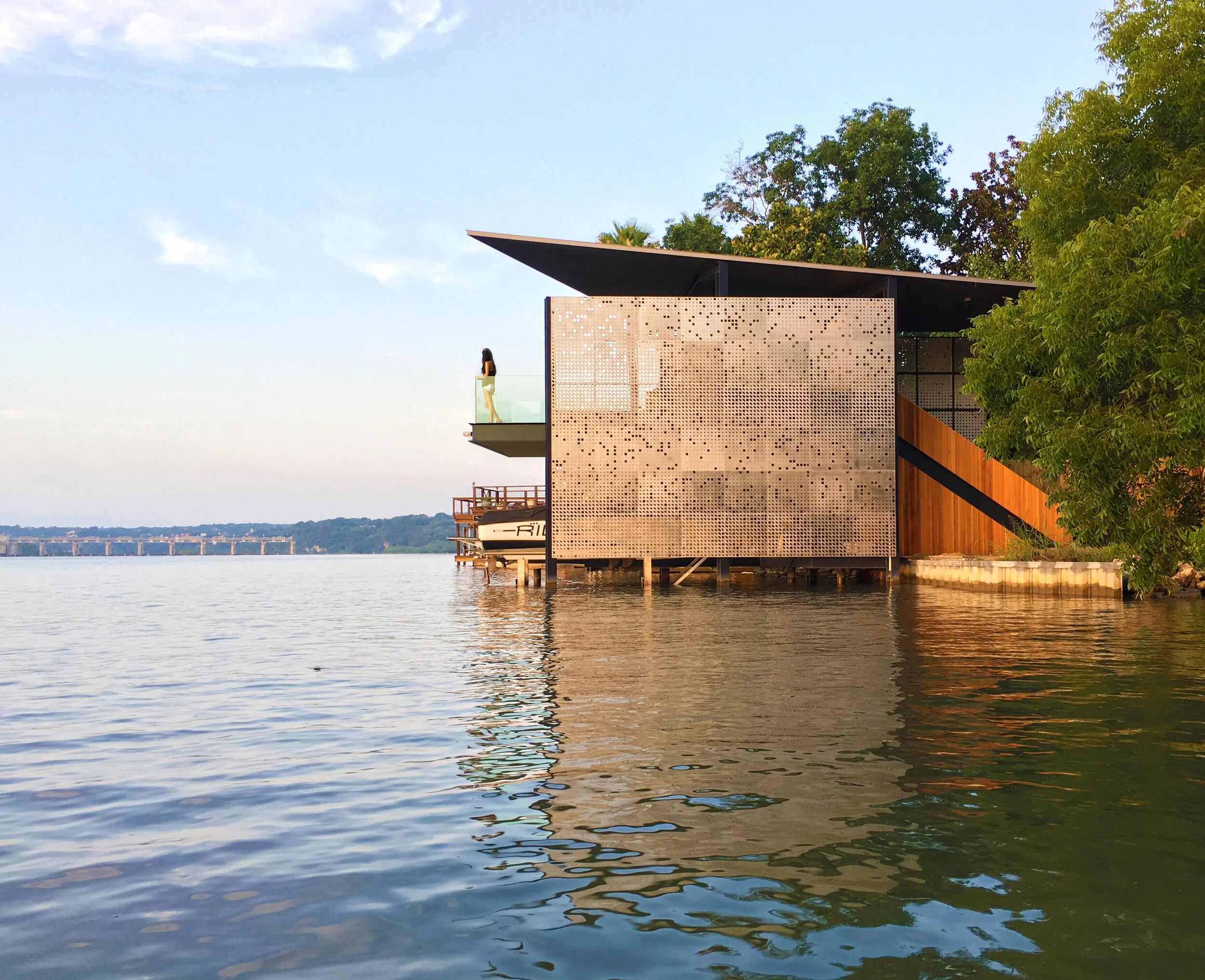 The Shoreline of Lake Austin | City Views, Waterfront, Luxury Plans