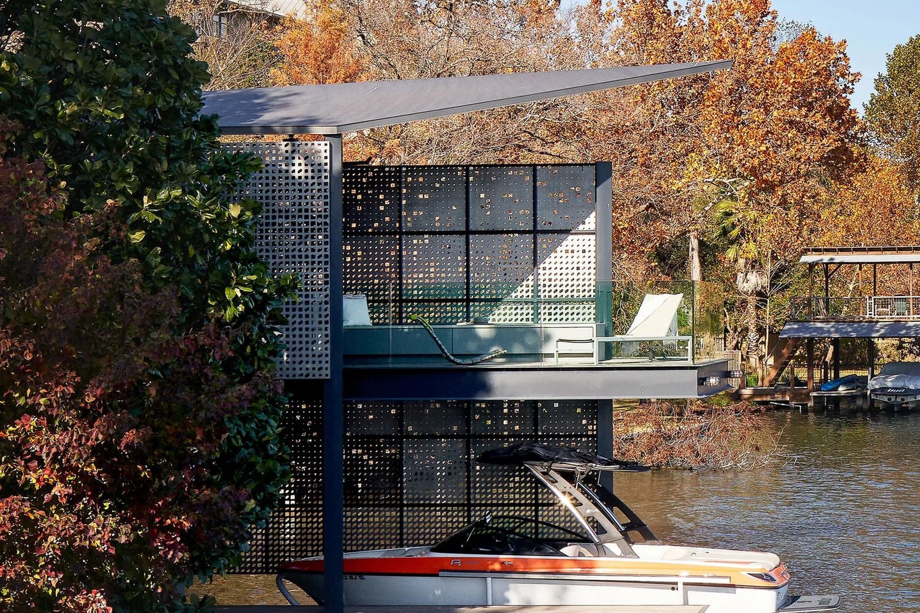 The Shoreline of Lake Austin | City Views, Waterfront, Luxury Plans