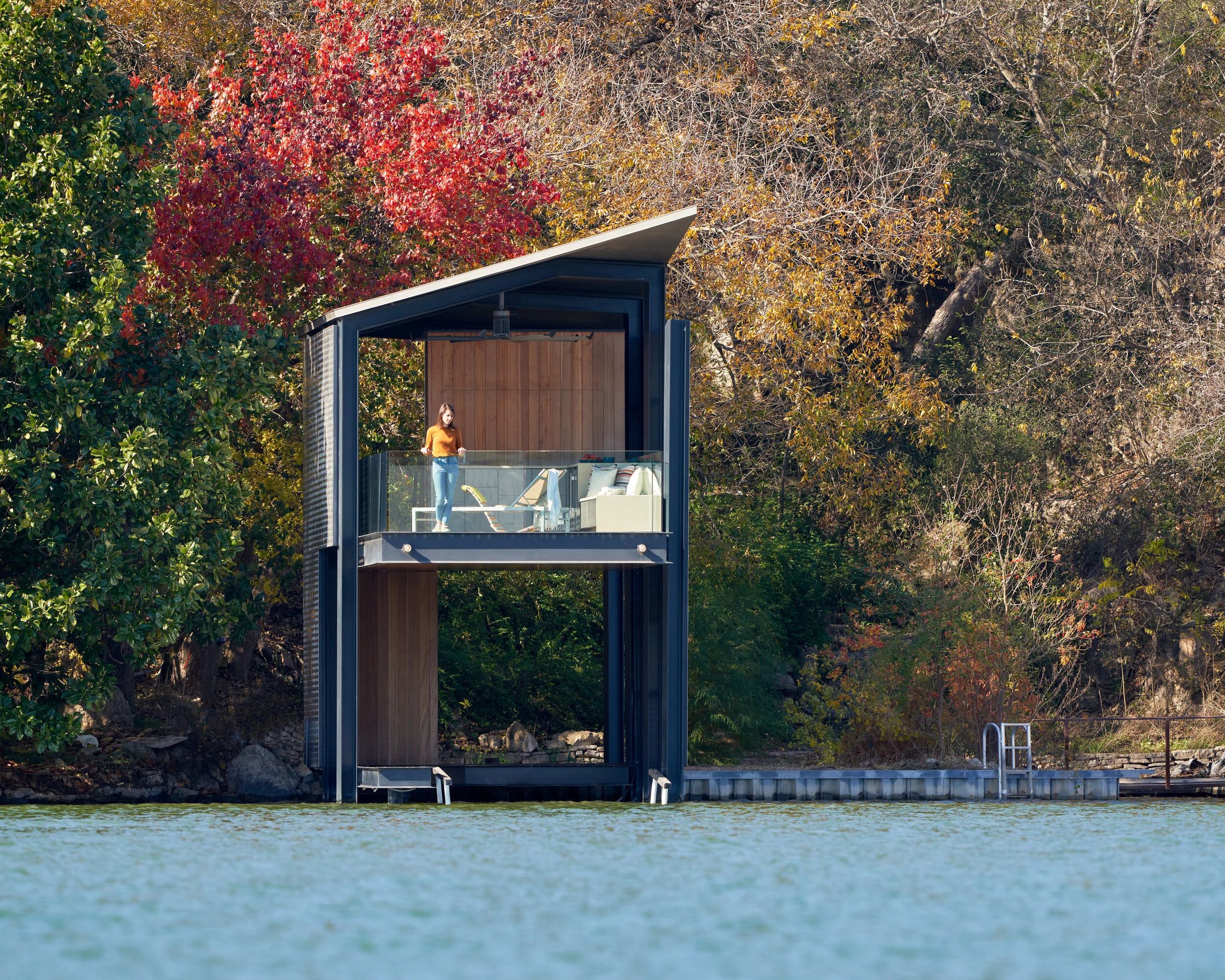 The Shoreline of Lake Austin | City Views, Waterfront, Luxury Plans