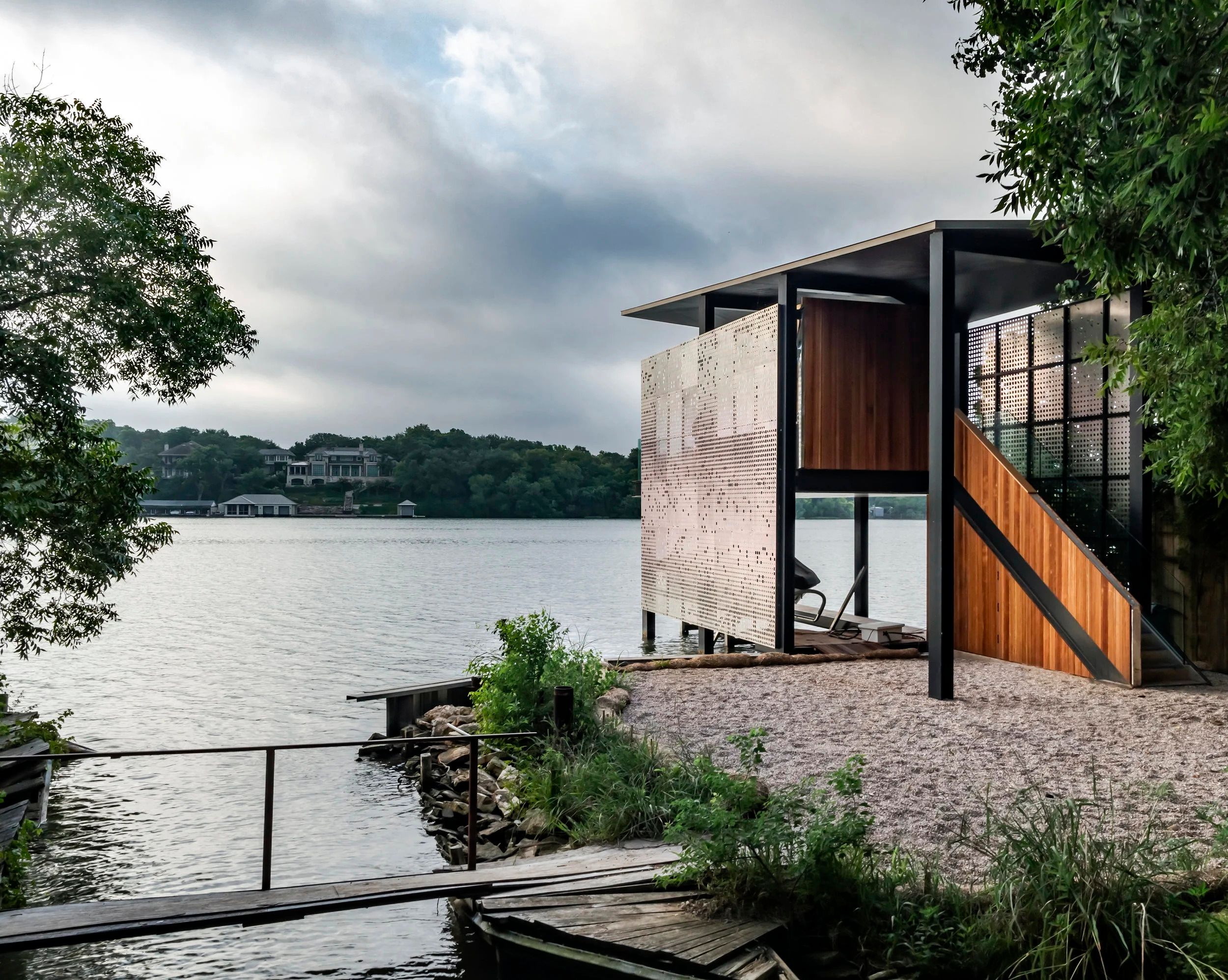 The Shoreline of Lake Austin | City Views, Waterfront, Luxury Plans