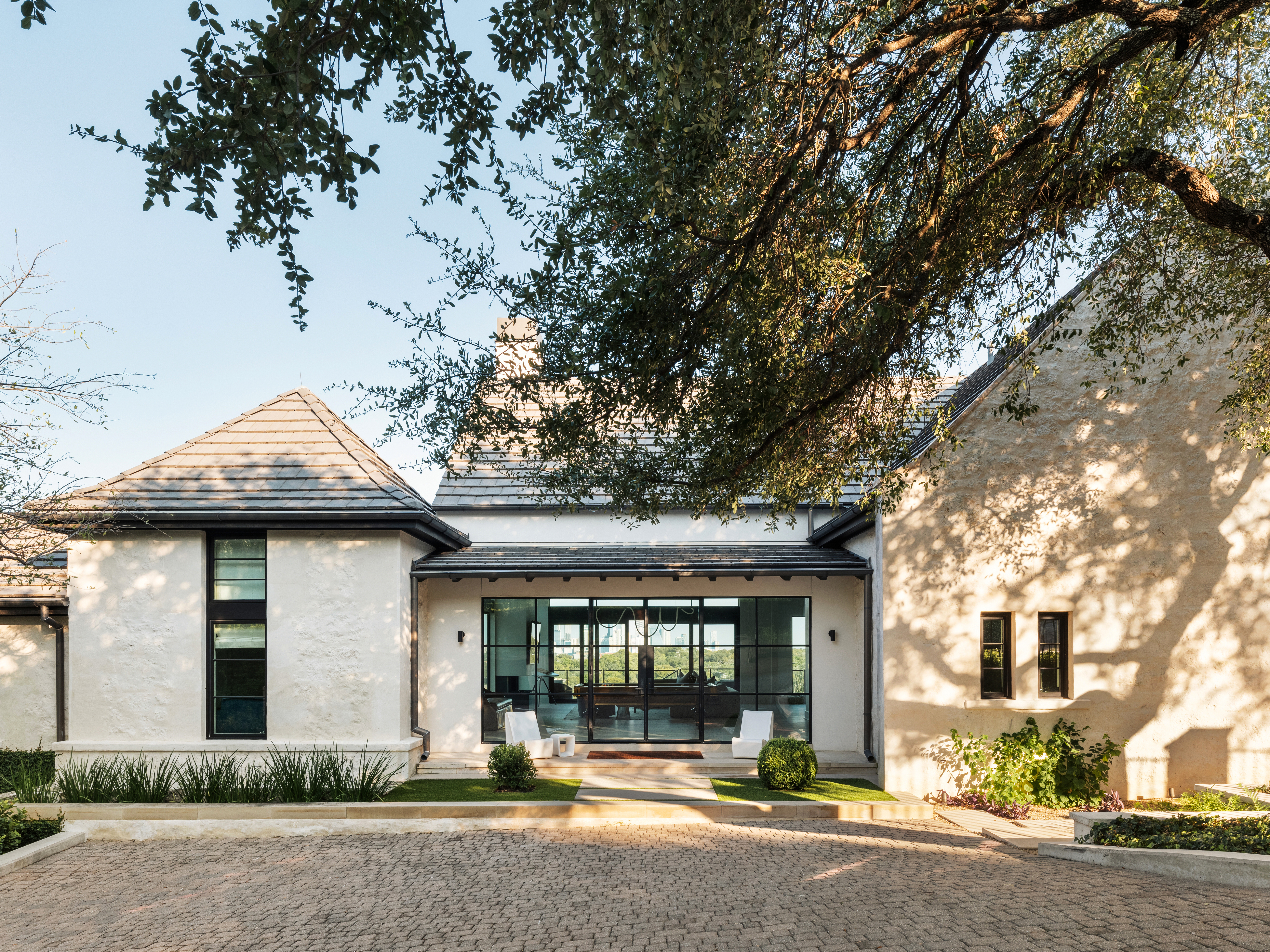 3208 Stratford Hills Lane 