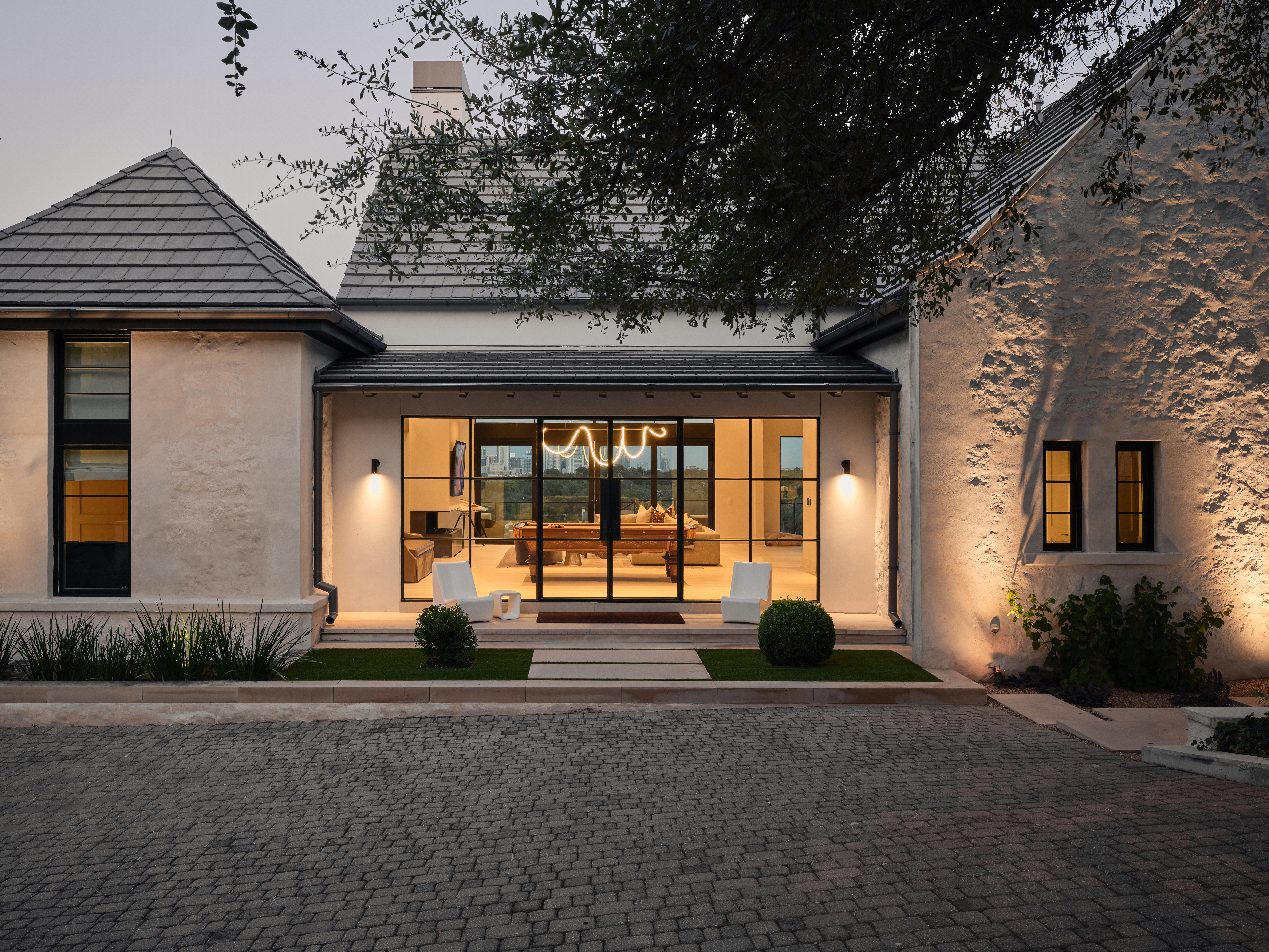 3208 Stratford Hills Lane 