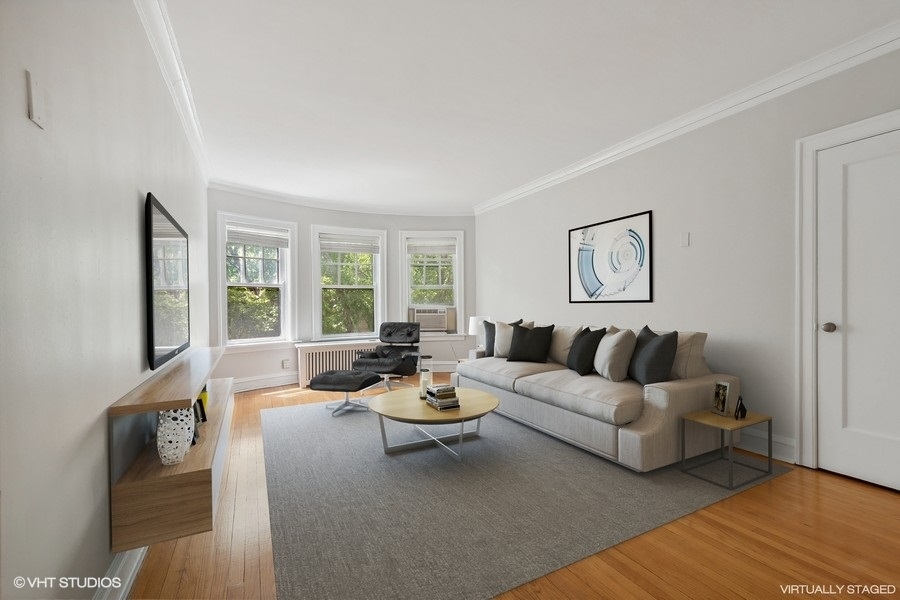 680 Hinman Avenue Unit: 3H