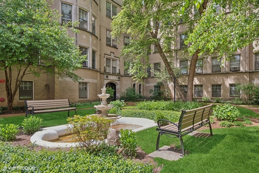 680 Hinman Avenue Unit: 3H