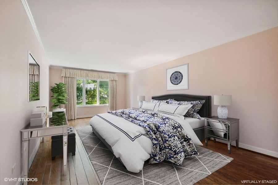 711 Oak Street Unit: 105