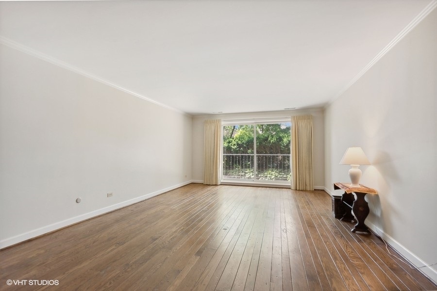 711 Oak Street Unit: 105