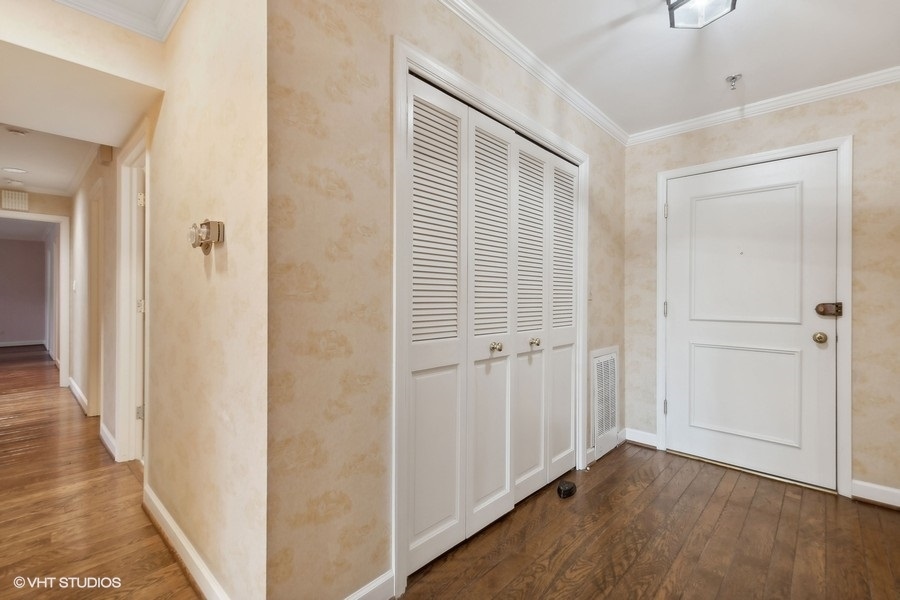 711 Oak Street Unit: 105