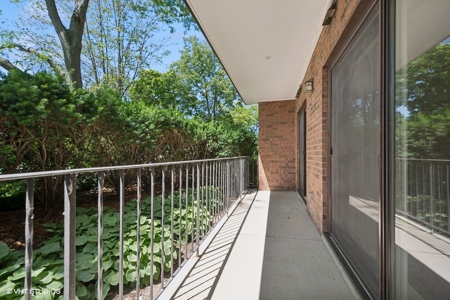 711 Oak Street Unit: 105