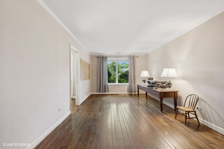 711 Oak Street Unit: 105