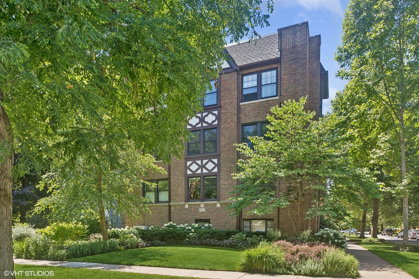 1920 Lincoln Street Unit: 1S