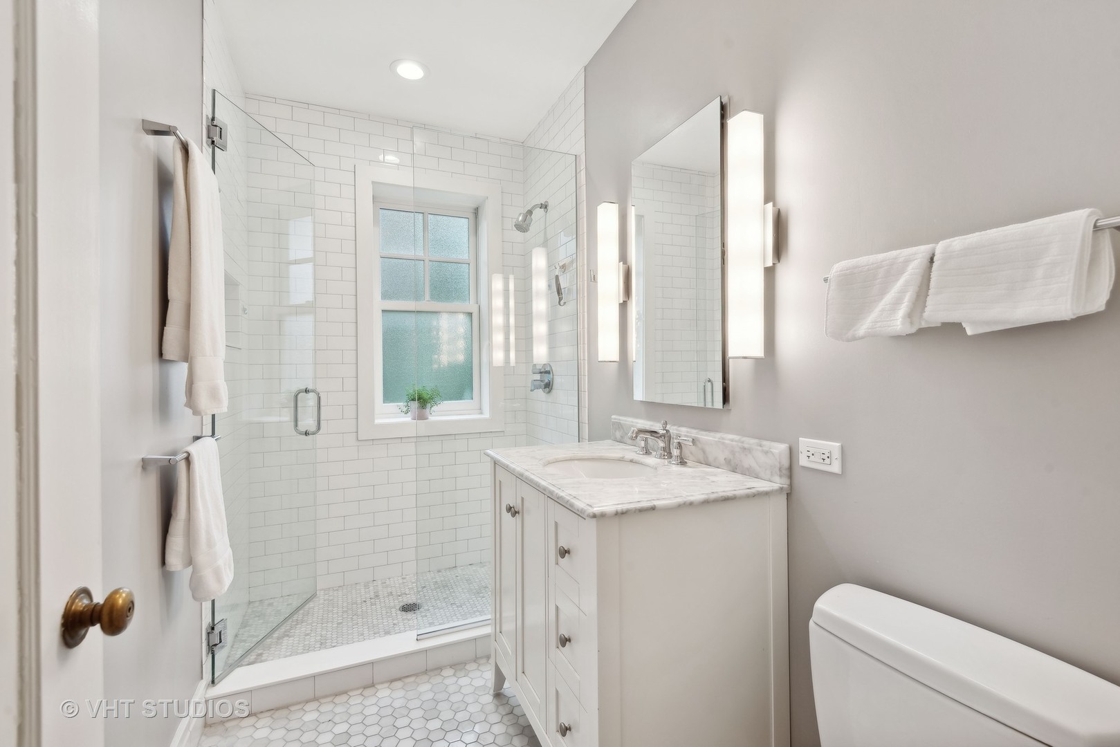 1909 Lincoln Street Unit: 3A