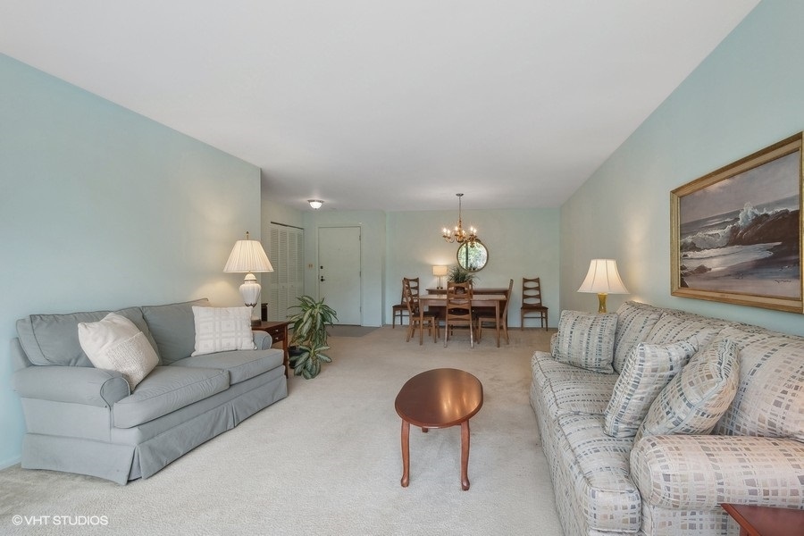 2501 Central Street Unit: 4B