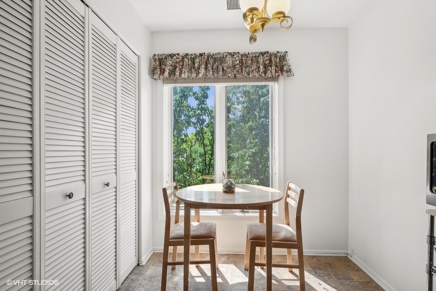 2501 Central Street Unit: 4B