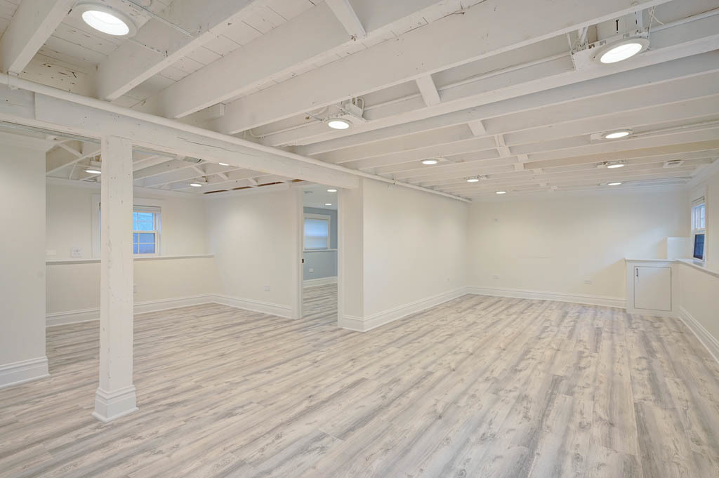 2211 Pioneer Road