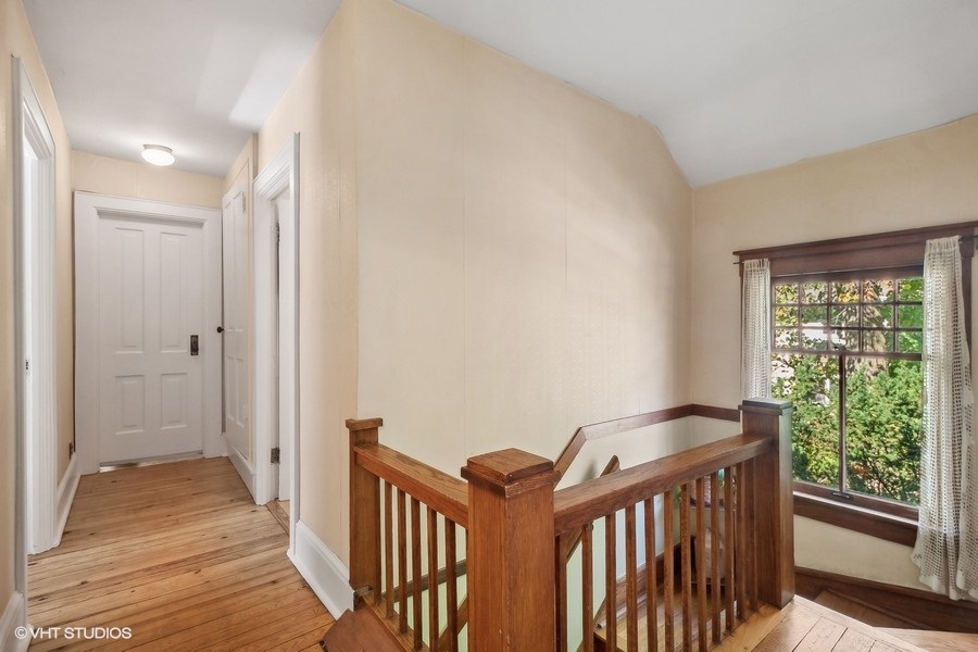 2728 Woodbine Avenue