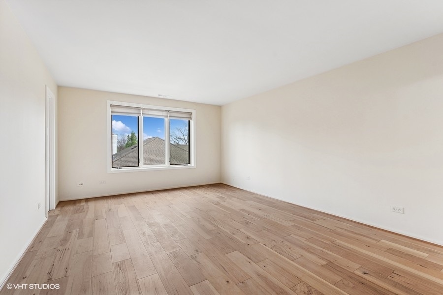711 Oak Street Unit: 303