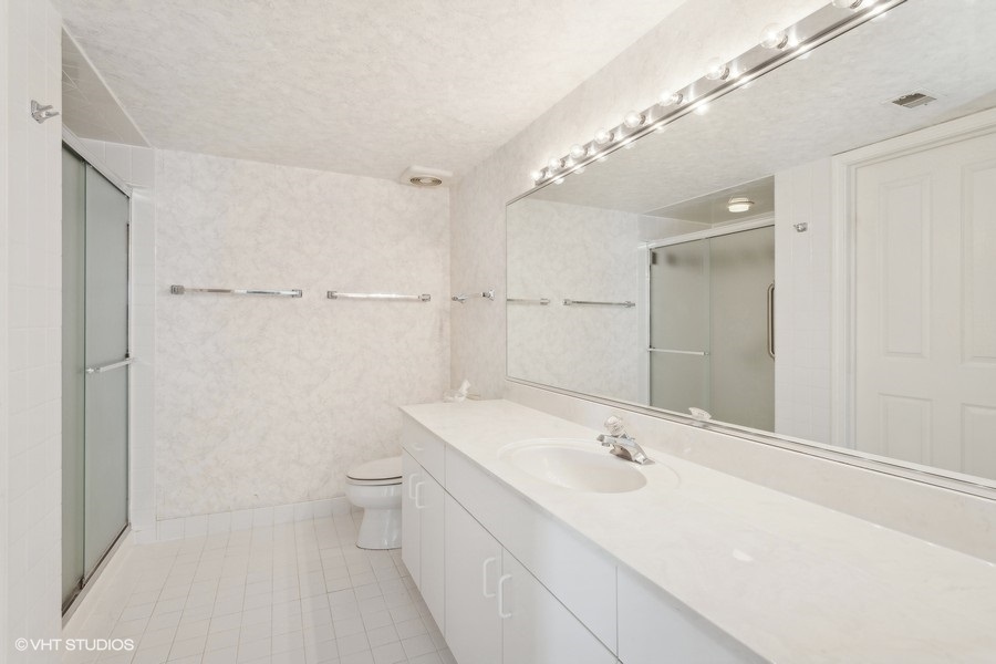 4757 Howard Street Unit: 304
