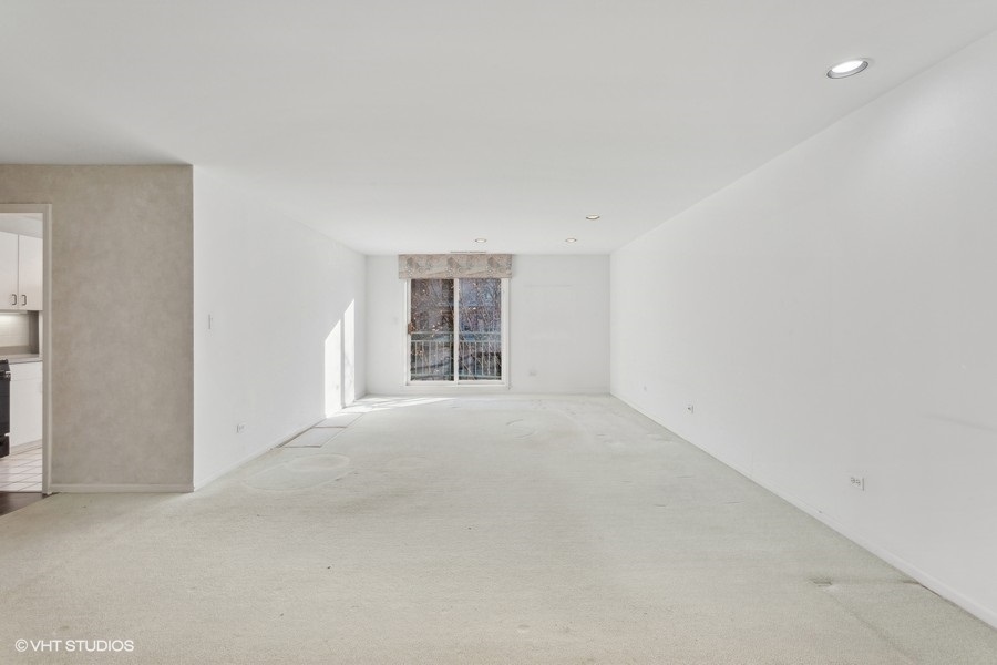 4757 Howard Street Unit: 304