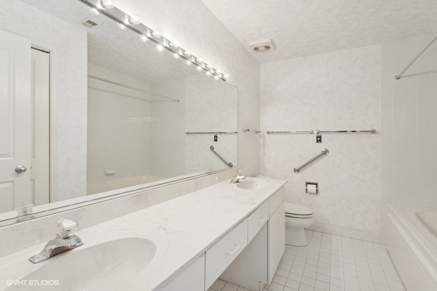 4757 Howard Street Unit: 304