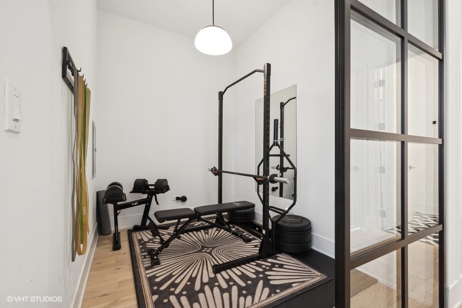 4405 N Richmond Street Unit: 202