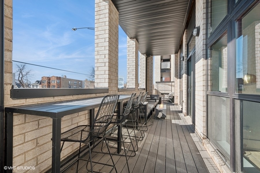4405 N Richmond Street Unit: 202