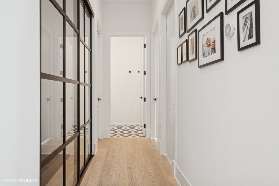 4405 N Richmond Street Unit: 202