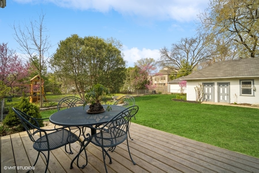 2622 Lincolnwood Drive