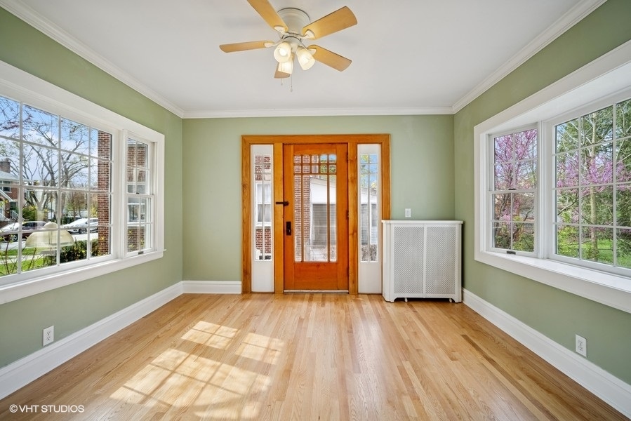 2622 Lincolnwood Drive
