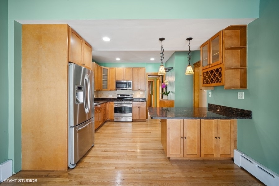 2622 Lincolnwood Drive